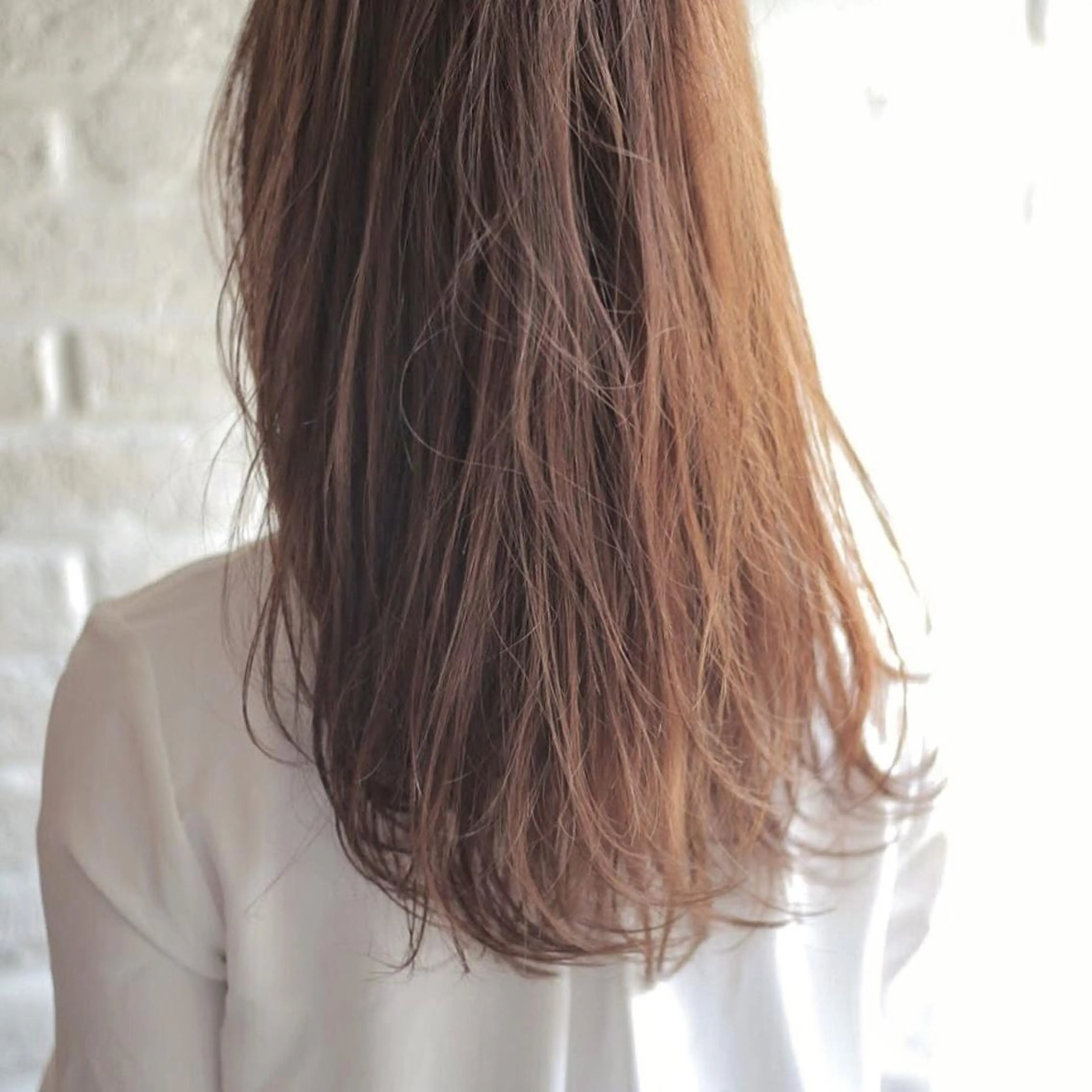 ロング カラー ベージュカラー 白髪ぼかし大人メンズ 根本零のヘアスタイル