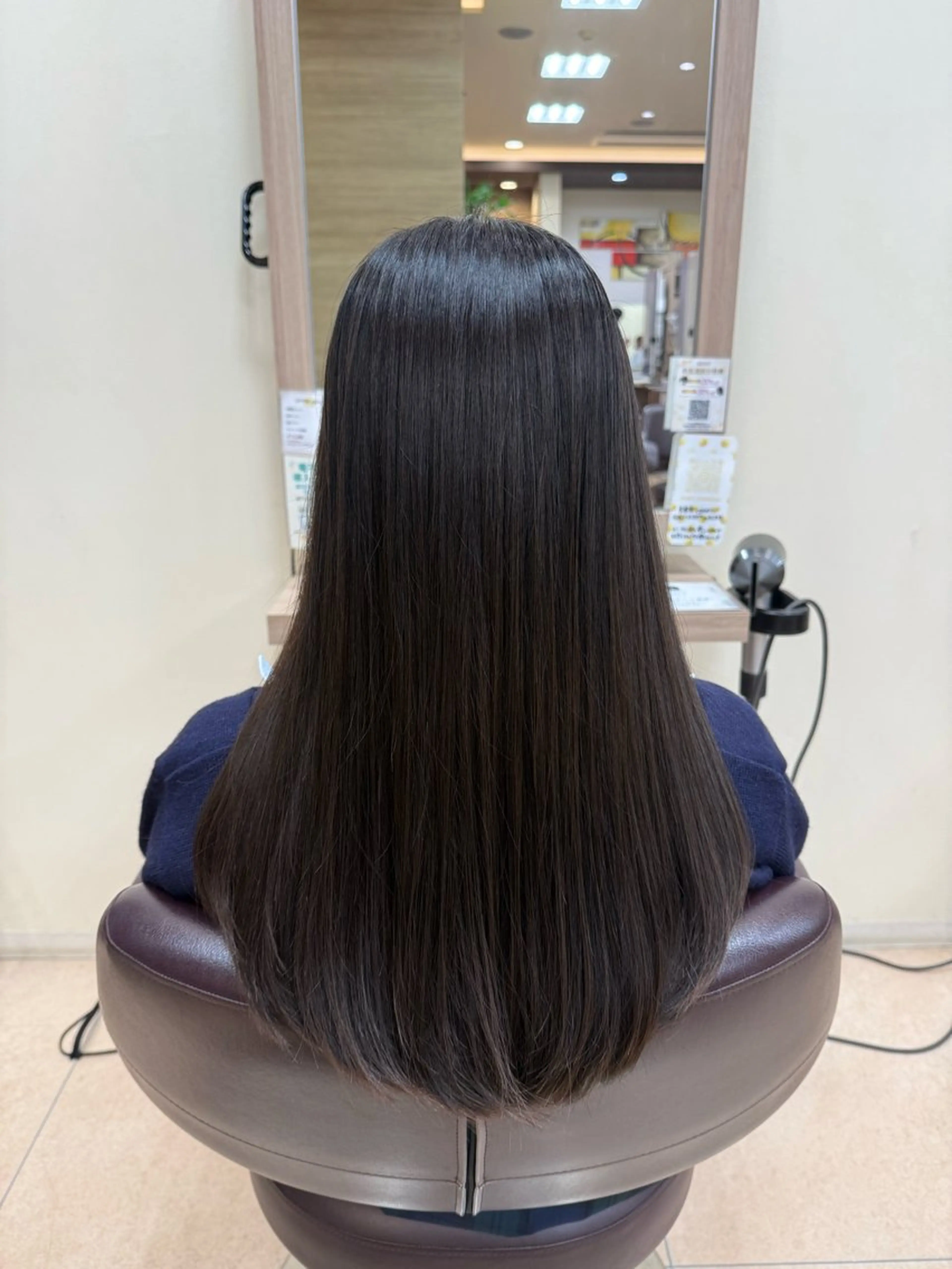 ロング カット トリートメント 茅根 紗加のヘアスタイル