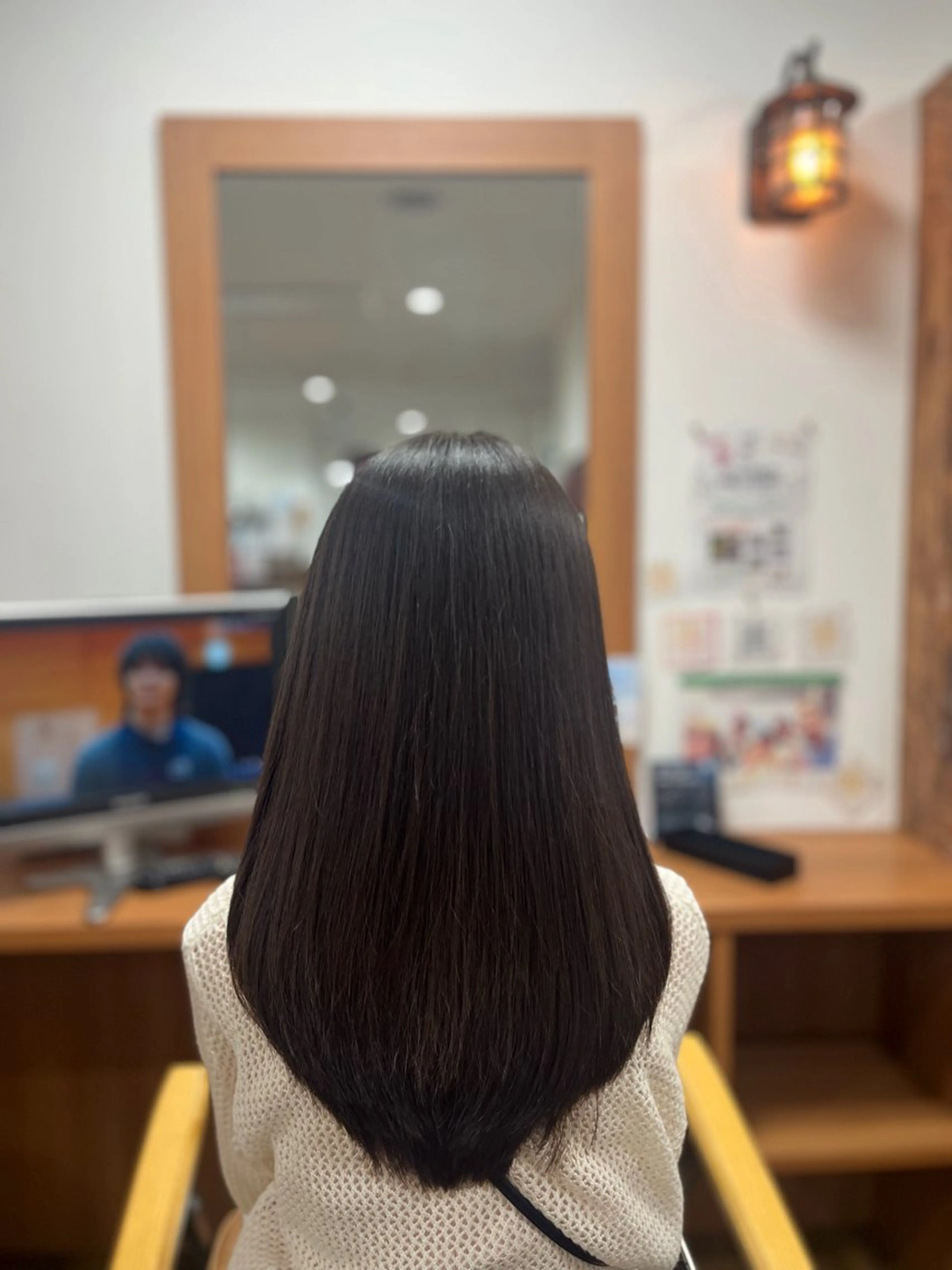ロンググラデーションカットのみ シャンプーブロー込の写真