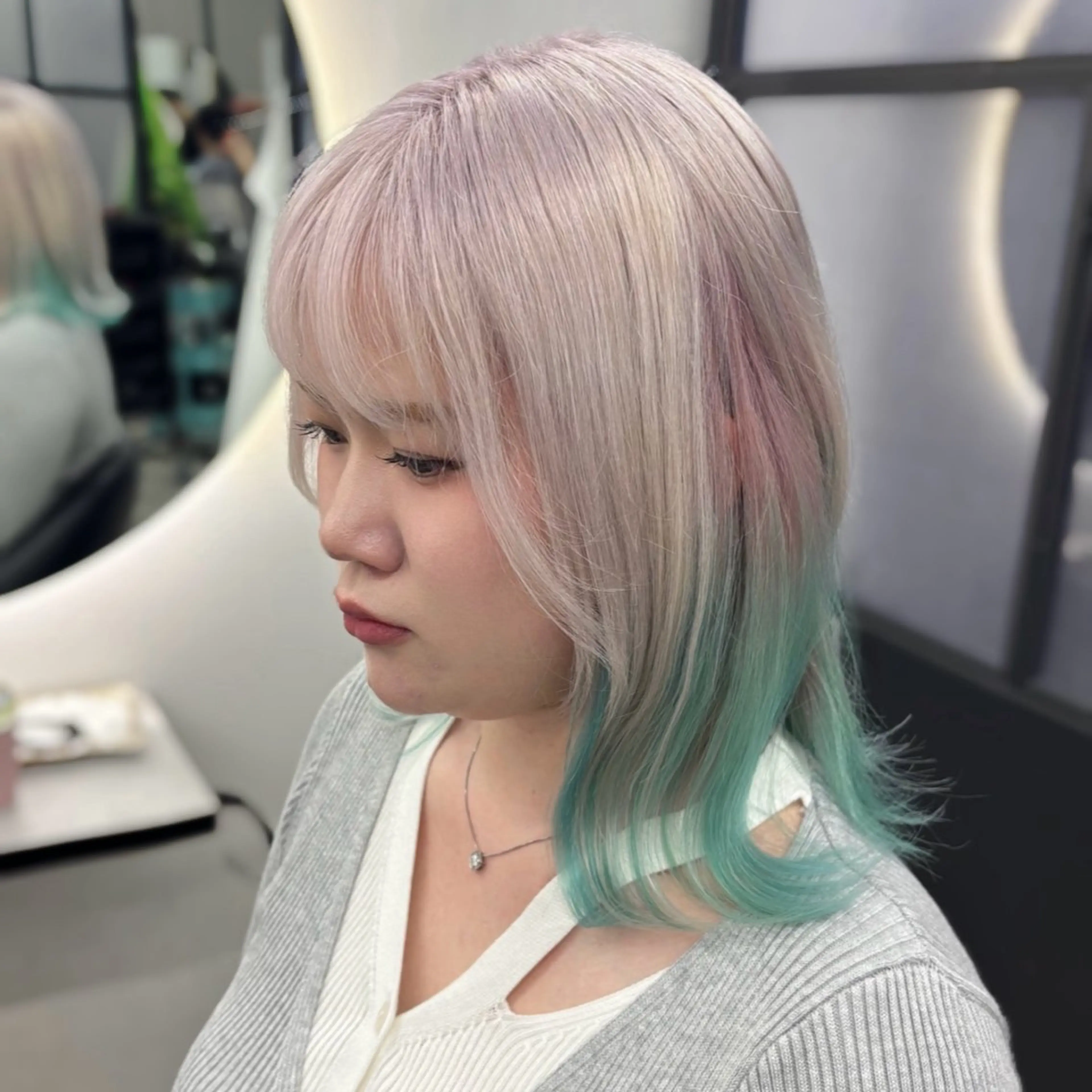 ミディアム カラー ヘアカラー Ren. 🦋デザインカラーのヘアスタイル