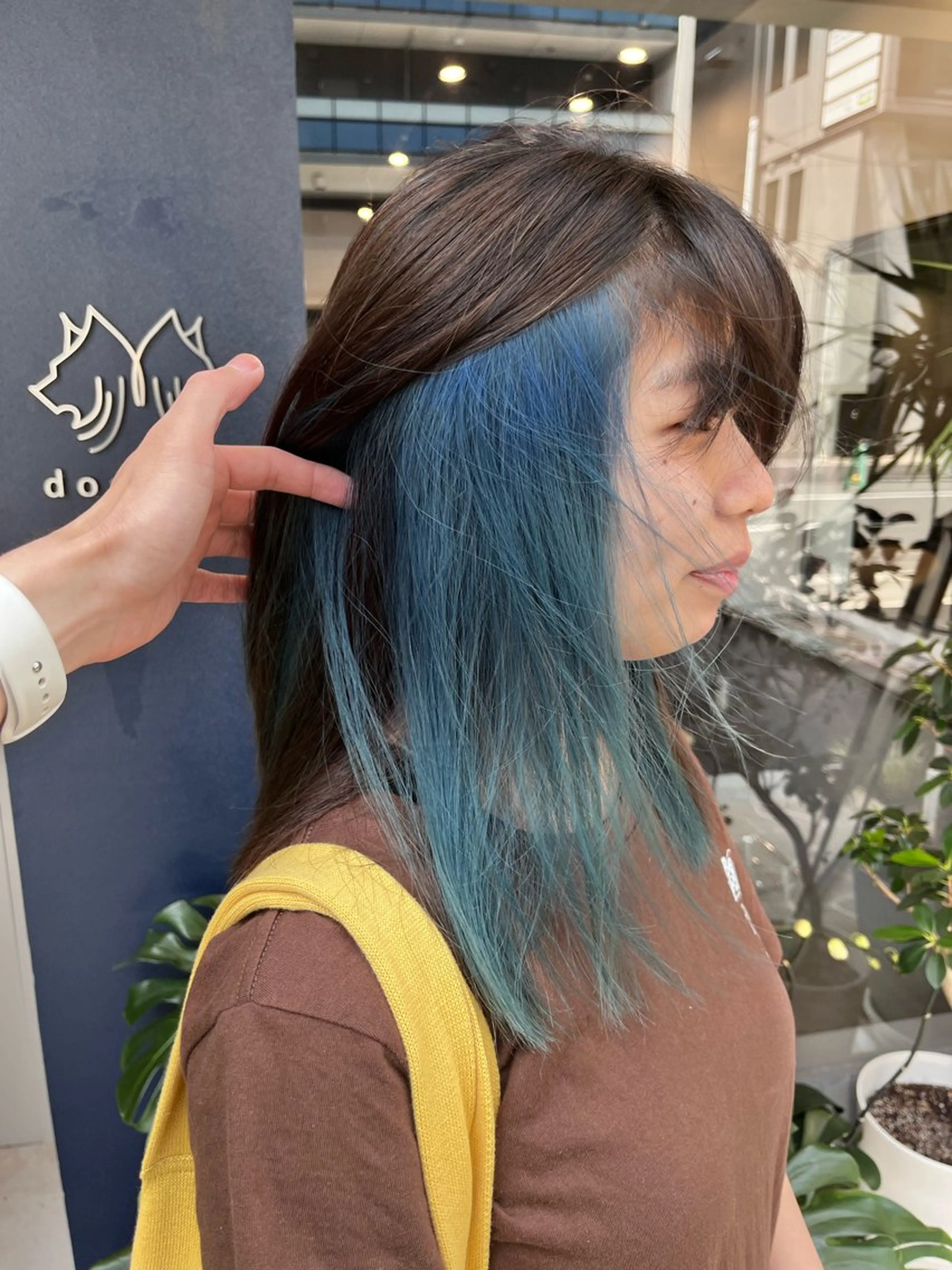 セミロング カラー ブルーカラー ヘアカラー トリートメント dogstar小林諒 パーマ/レイヤーのヘアスタイル