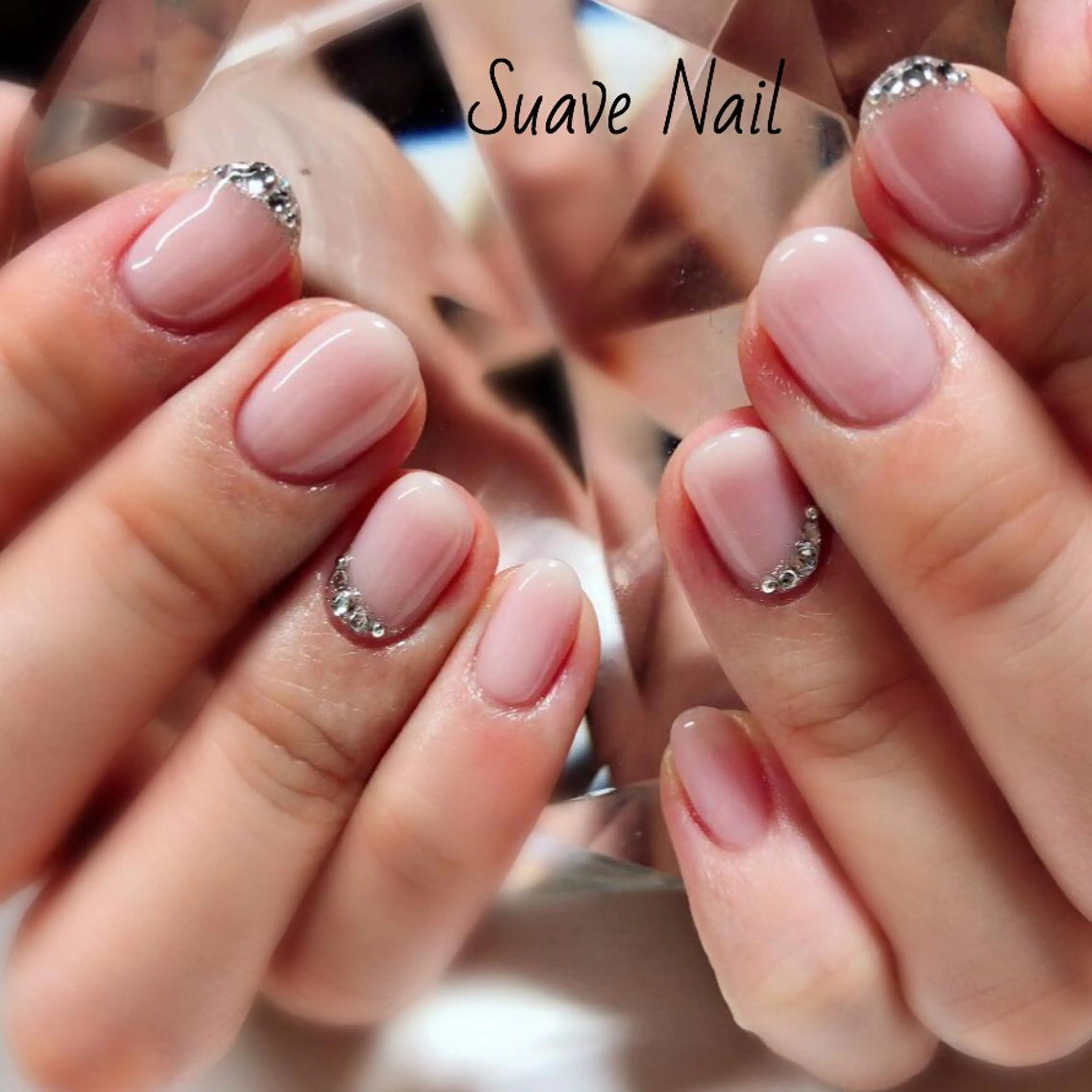 ネイル キラキラネイル オフィスネイル ワンカラーネイル Nail Suave (シュアーヴ)のネイルデザイン