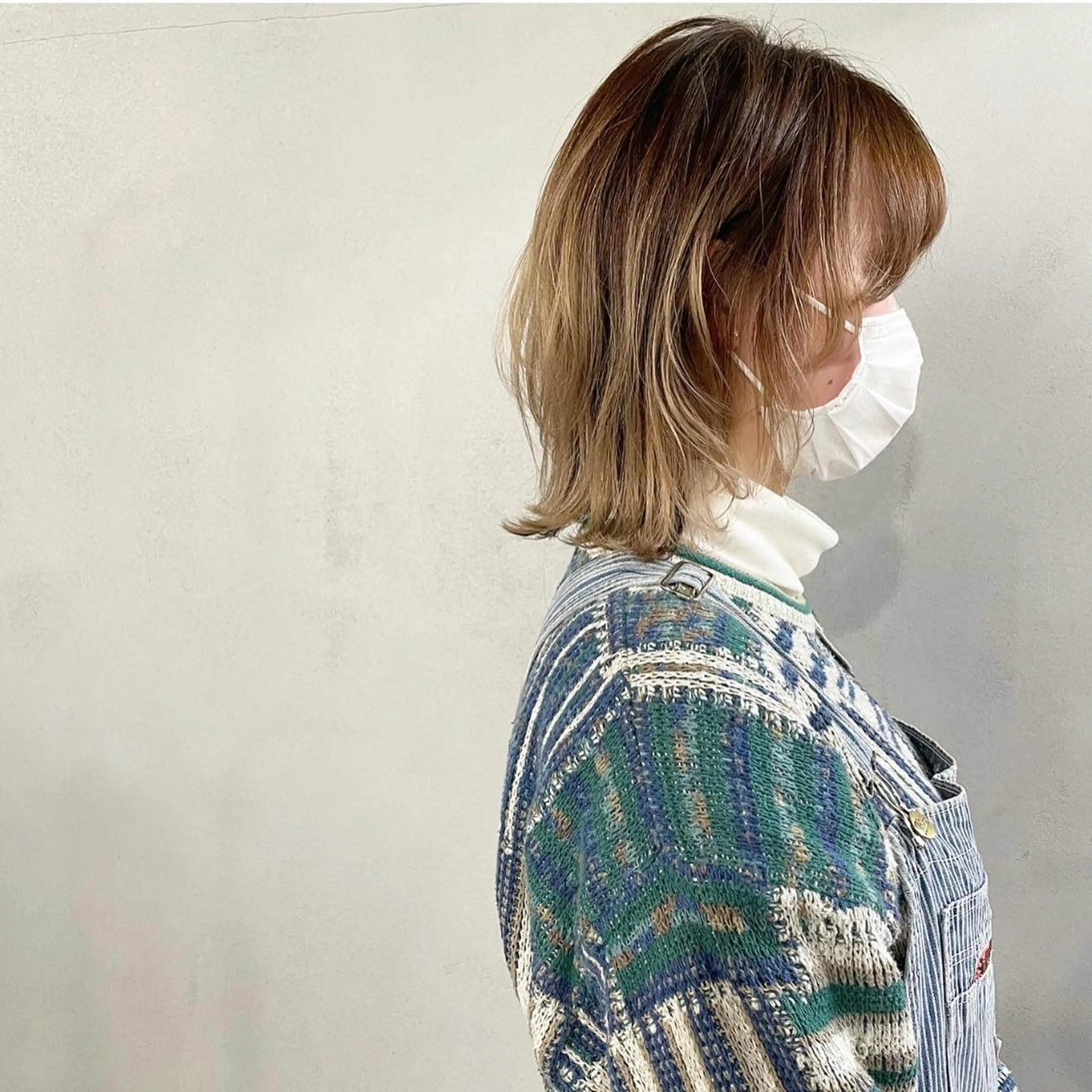 ミディアム カラー パーマ ヘアアレンジ メンズ キッズ ネイル マツエク・マツパ アイブロウ マッシュウルフ マッシュ メンズウルフカット レイヤーカット ウルフカット #tag 稗田綾加のヘアスタイル