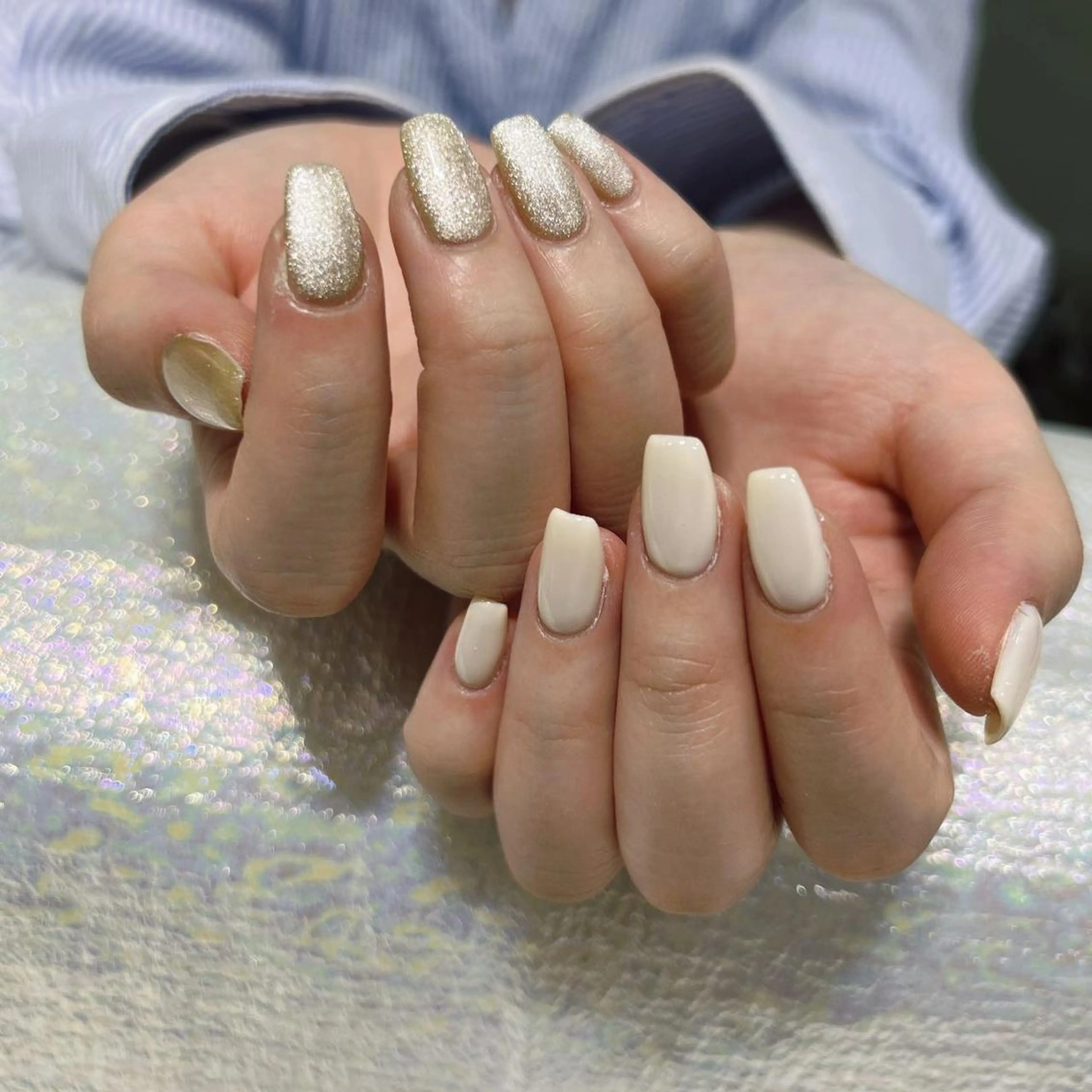 ネイル ホログラムネイル Queens マオのネイルデザイン