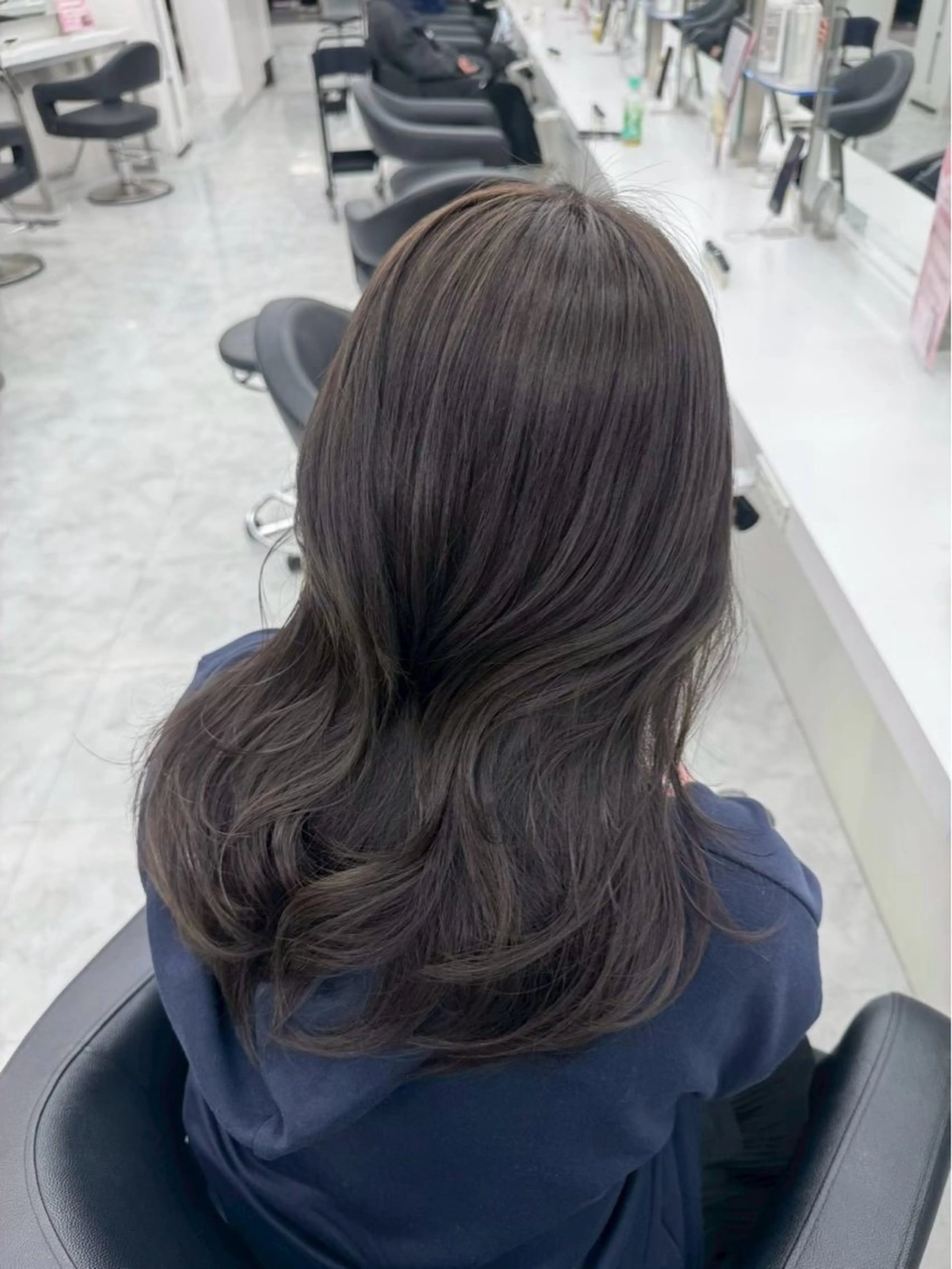 セミロング カラー sakura / 透明感colorのヘアスタイル