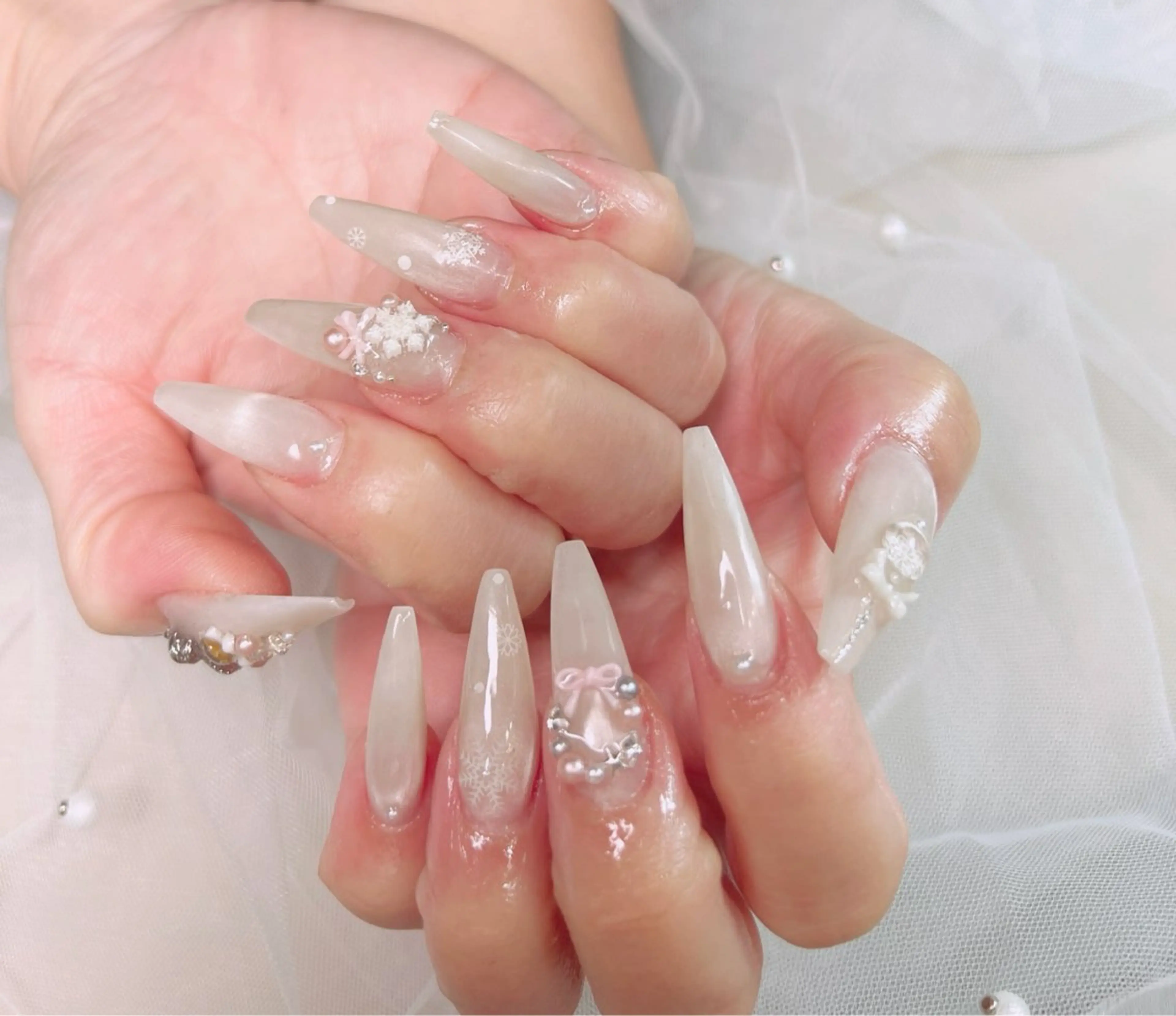 ネイル アートネイル オーロラネイル チークネイル 長さ出し フットネイル Noiranail_ studio川越西口のネイルデザイン