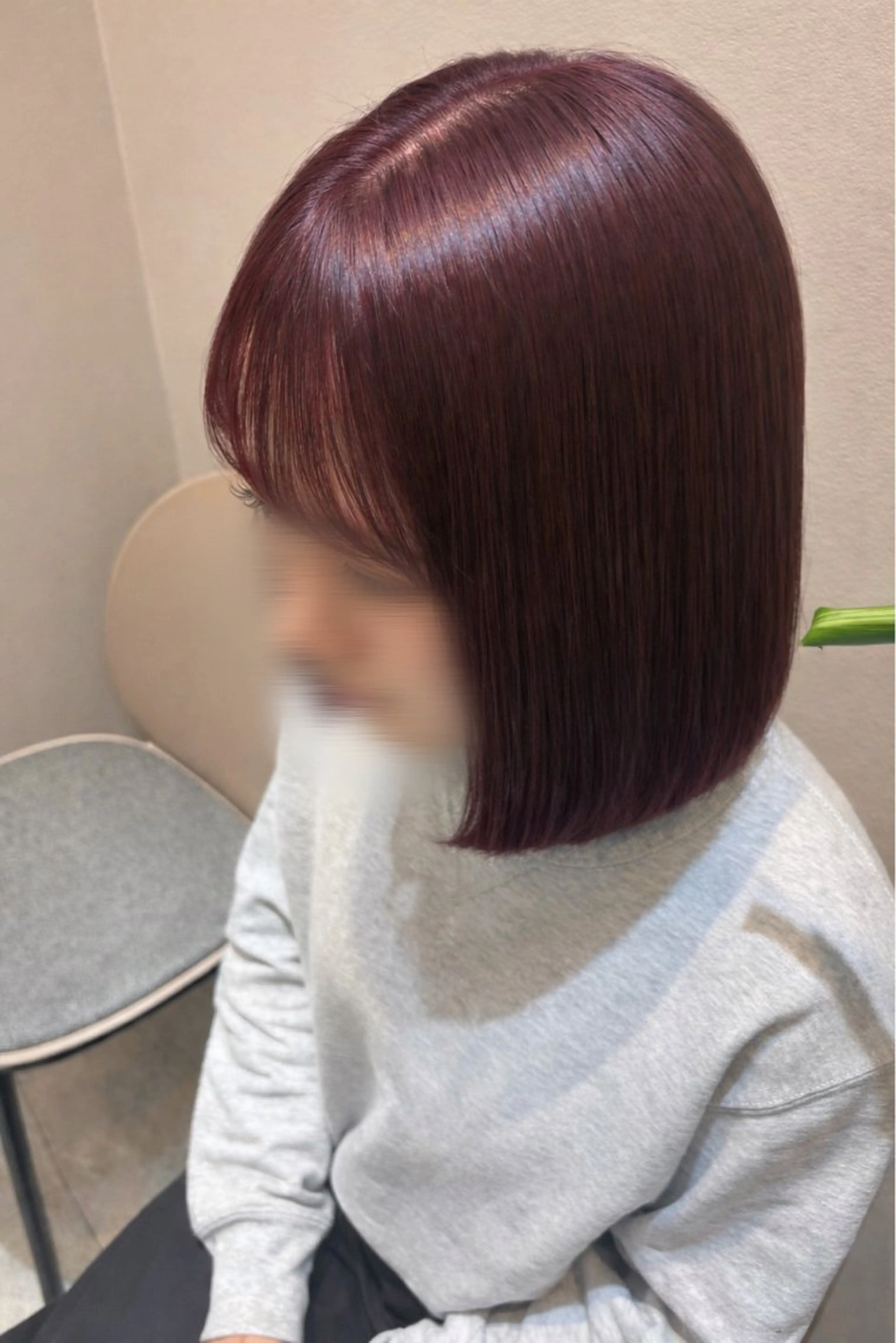 カラー c h i h i r oのヘアスタイル