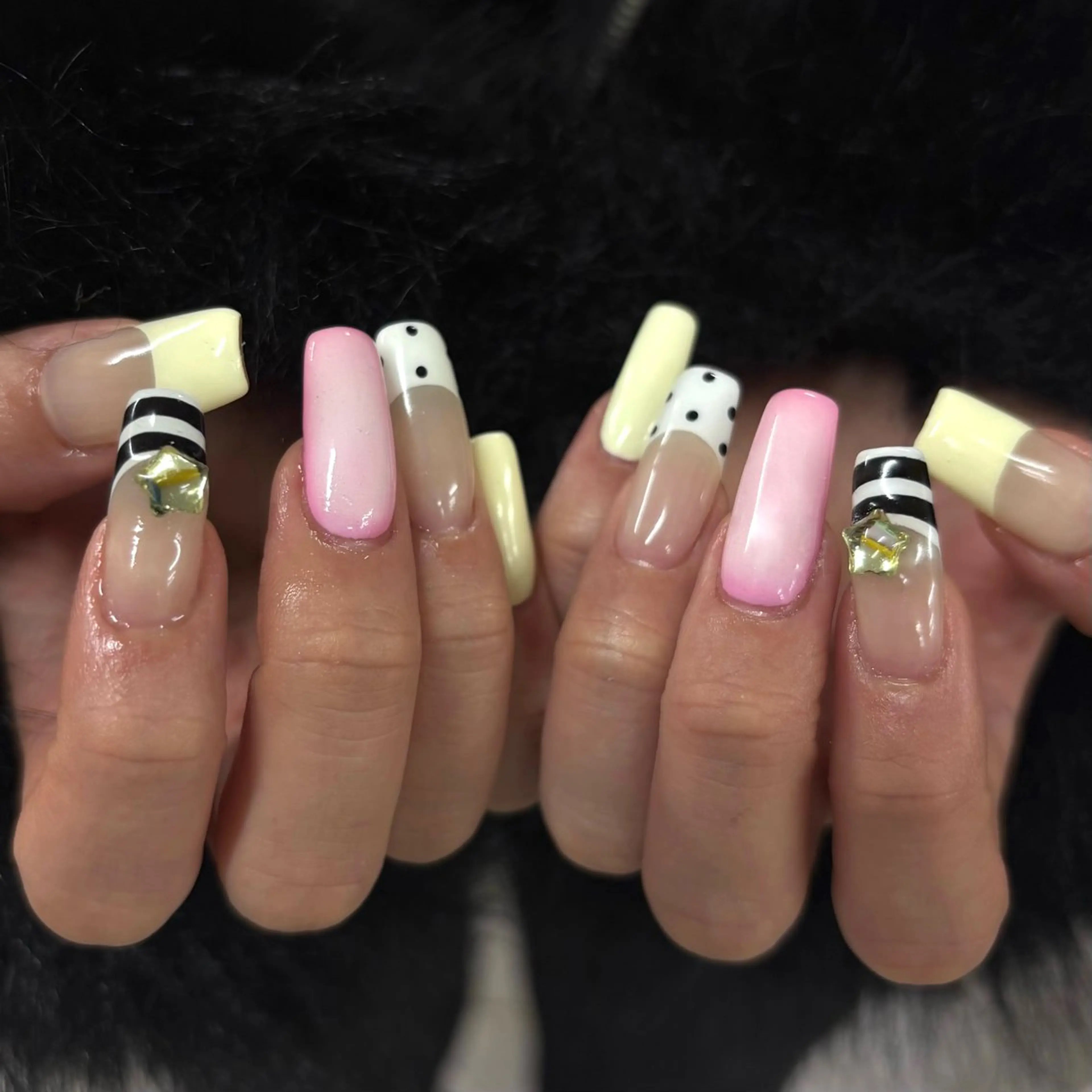 ネイル ハンドネイル フットネイル yuri / 個性派nailのネイルデザイン