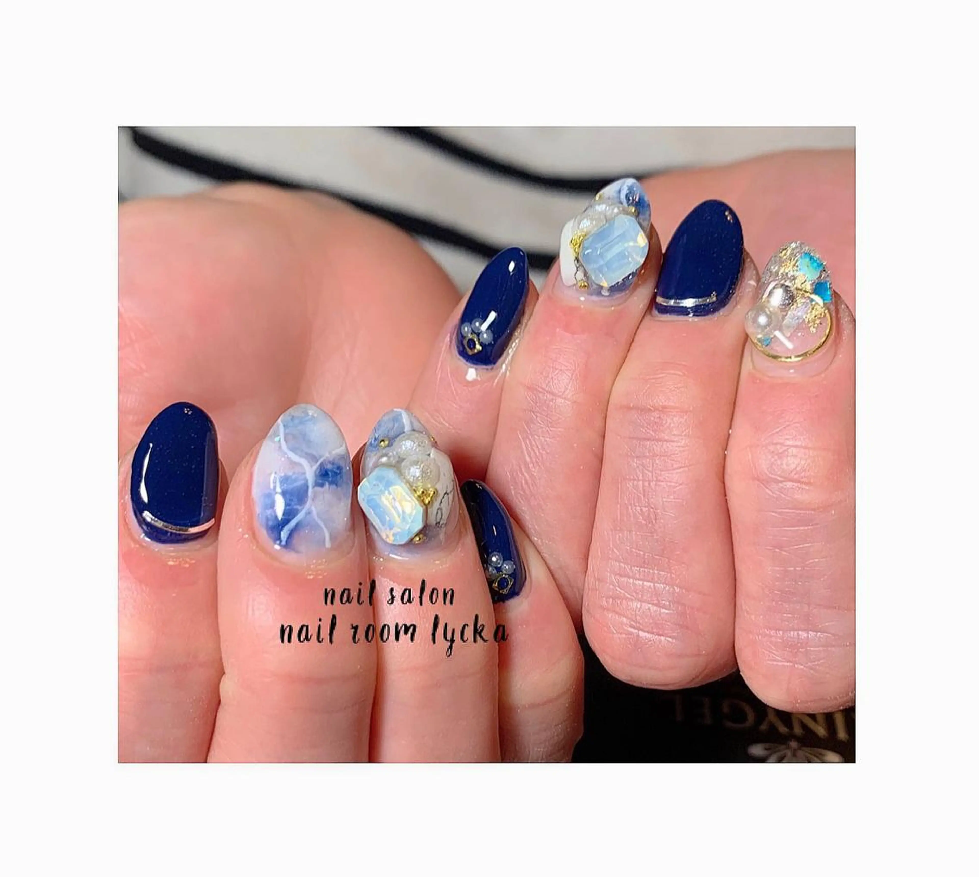 ネイル ジェルネイル パラジェル 冬ネイル ﾈｲﾙﾙｰﾑﾘｯｶ 𝐦𝐚𝐲𝐮のネイルデザイン