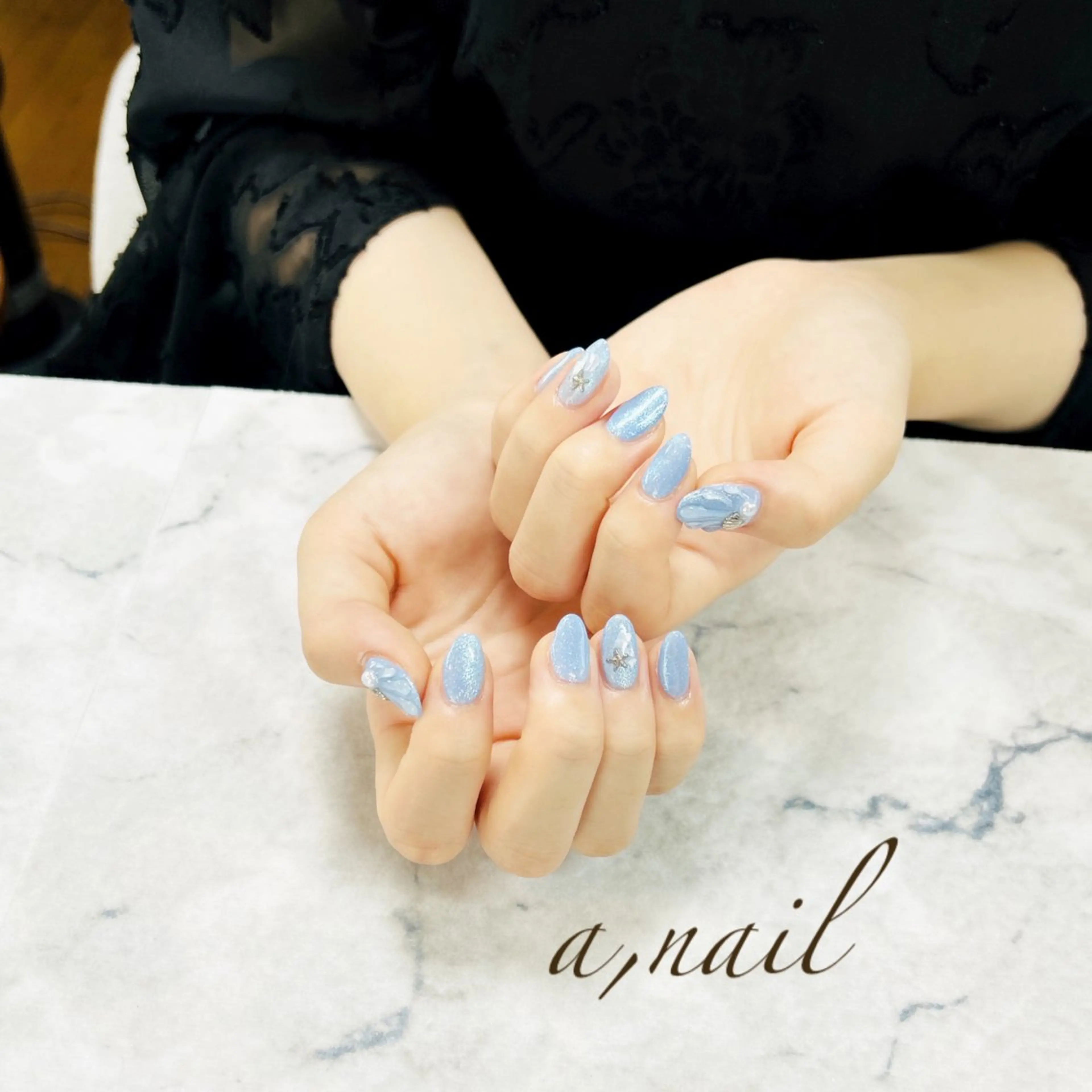 ネイル フットネイル ジェルネイル グラデーション キラキラネイル ラメ(グリッター) ハンドネイル ネイルサロン エーネイルのネイルデザイン