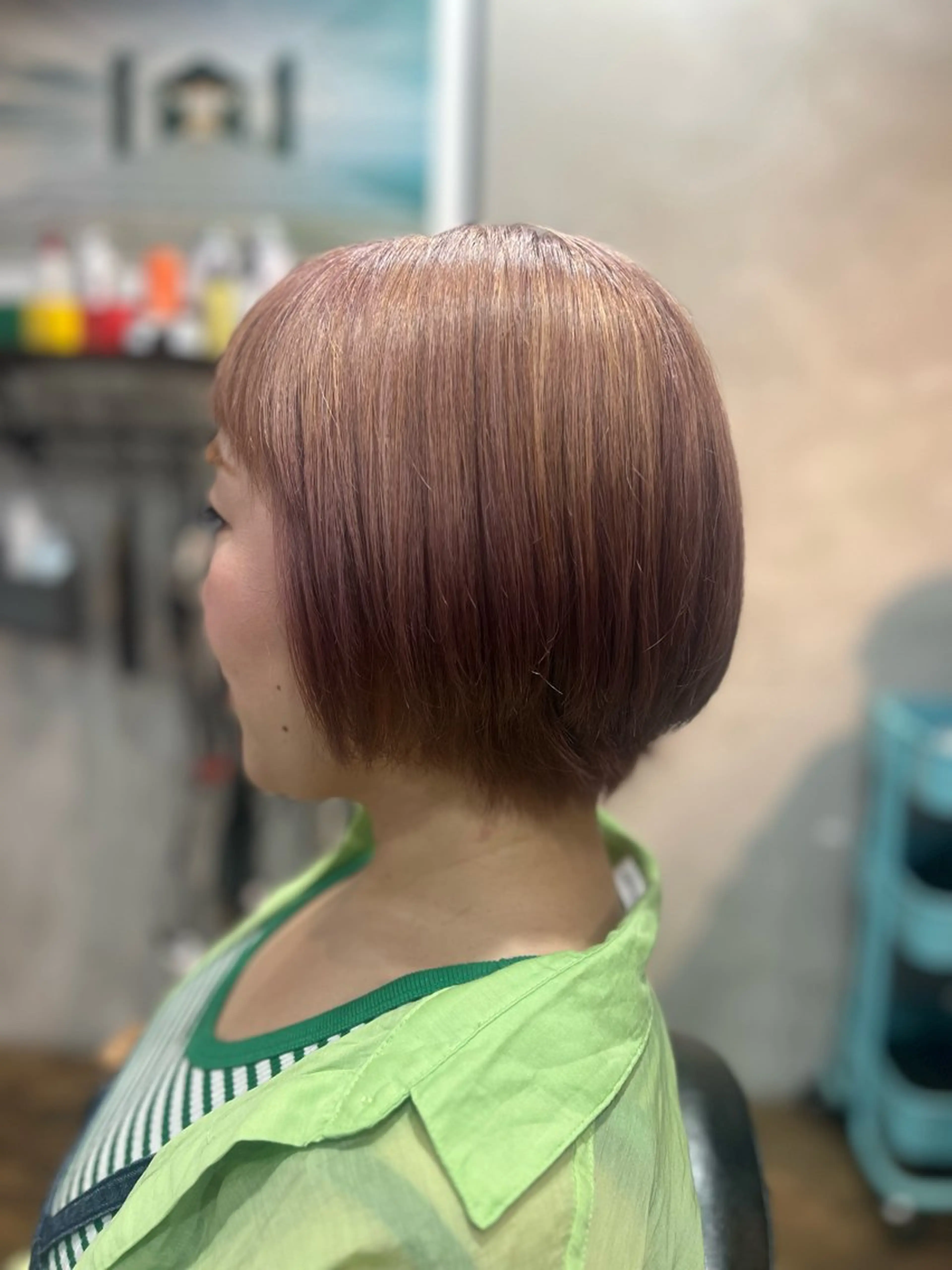 ショート カット ヘアカラー 脇山 真生のヘアスタイル