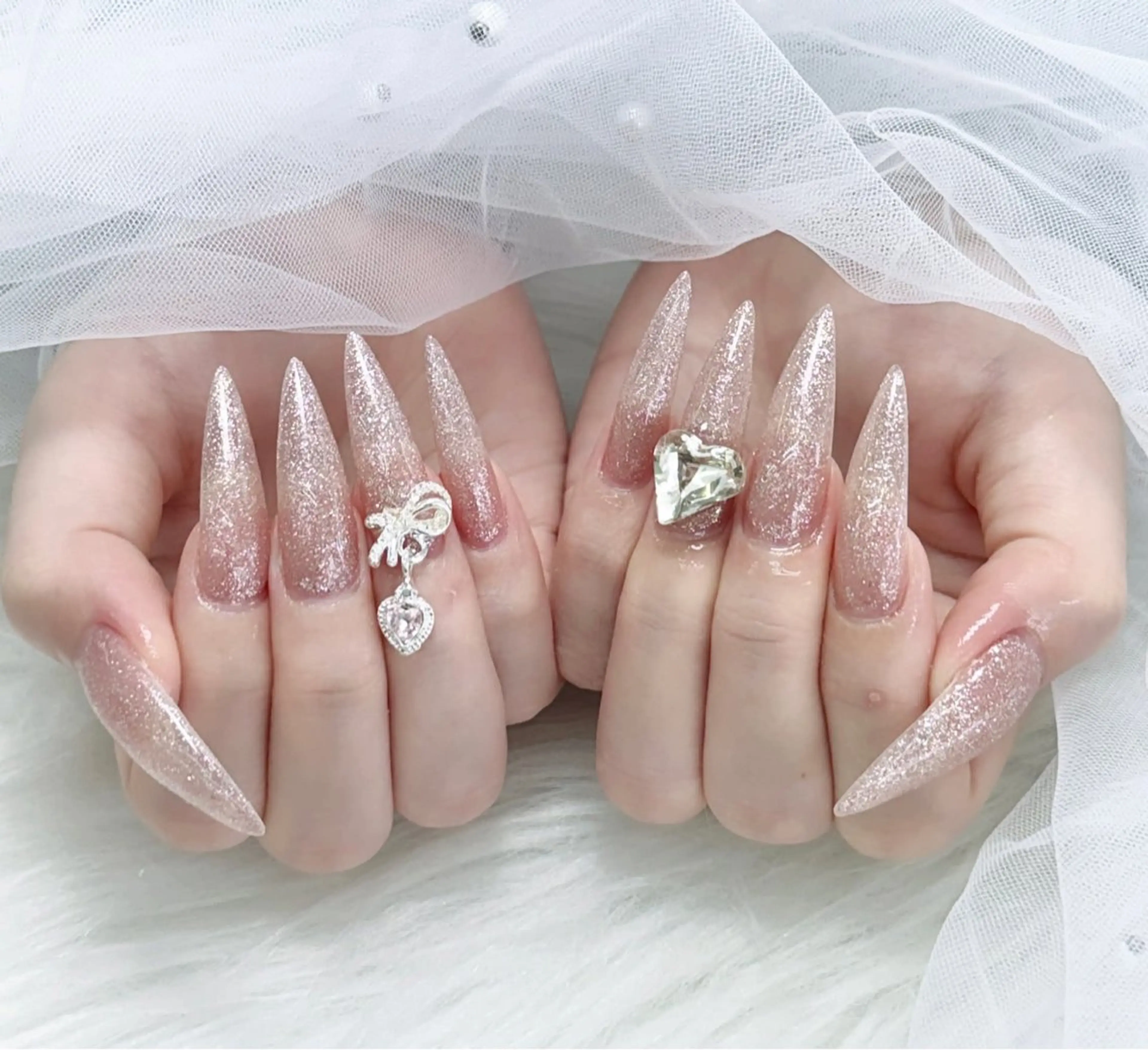 ネイル ハンドネイル いちご ちゃんのネイルデザイン