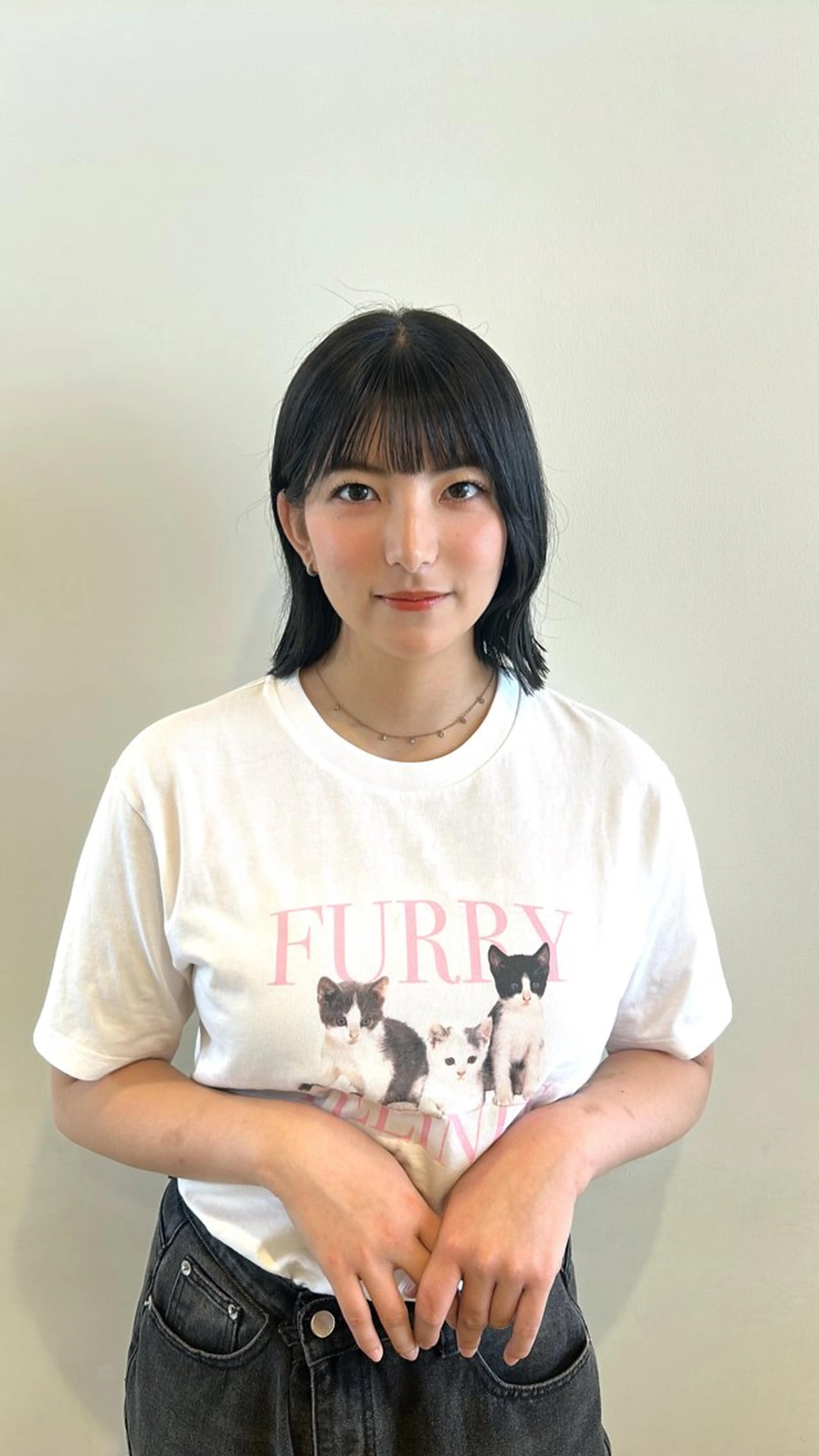 ミディアム 吉田 愛花のヘアスタイル