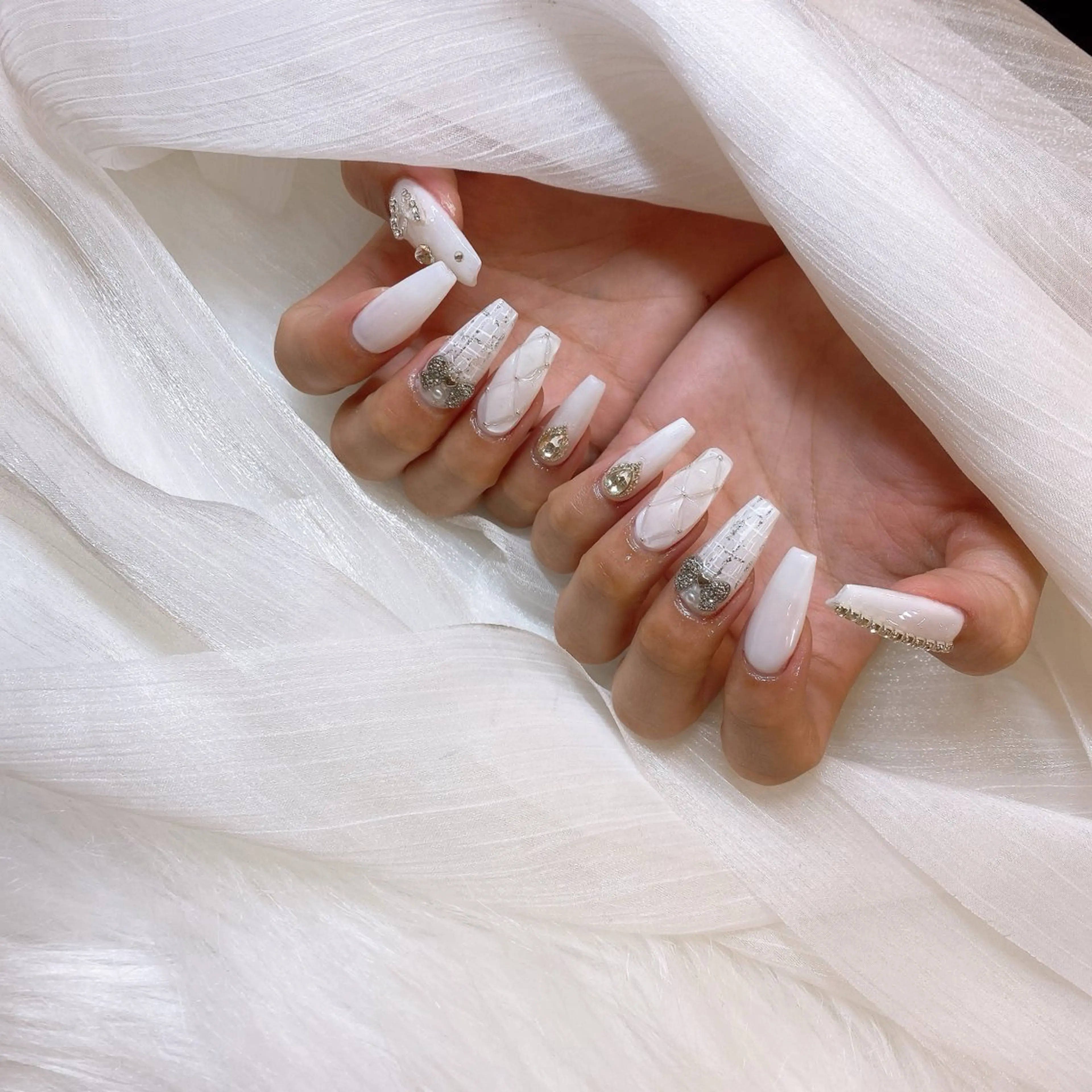 ネイル NAIL SALON Eclat しほのネイルデザイン