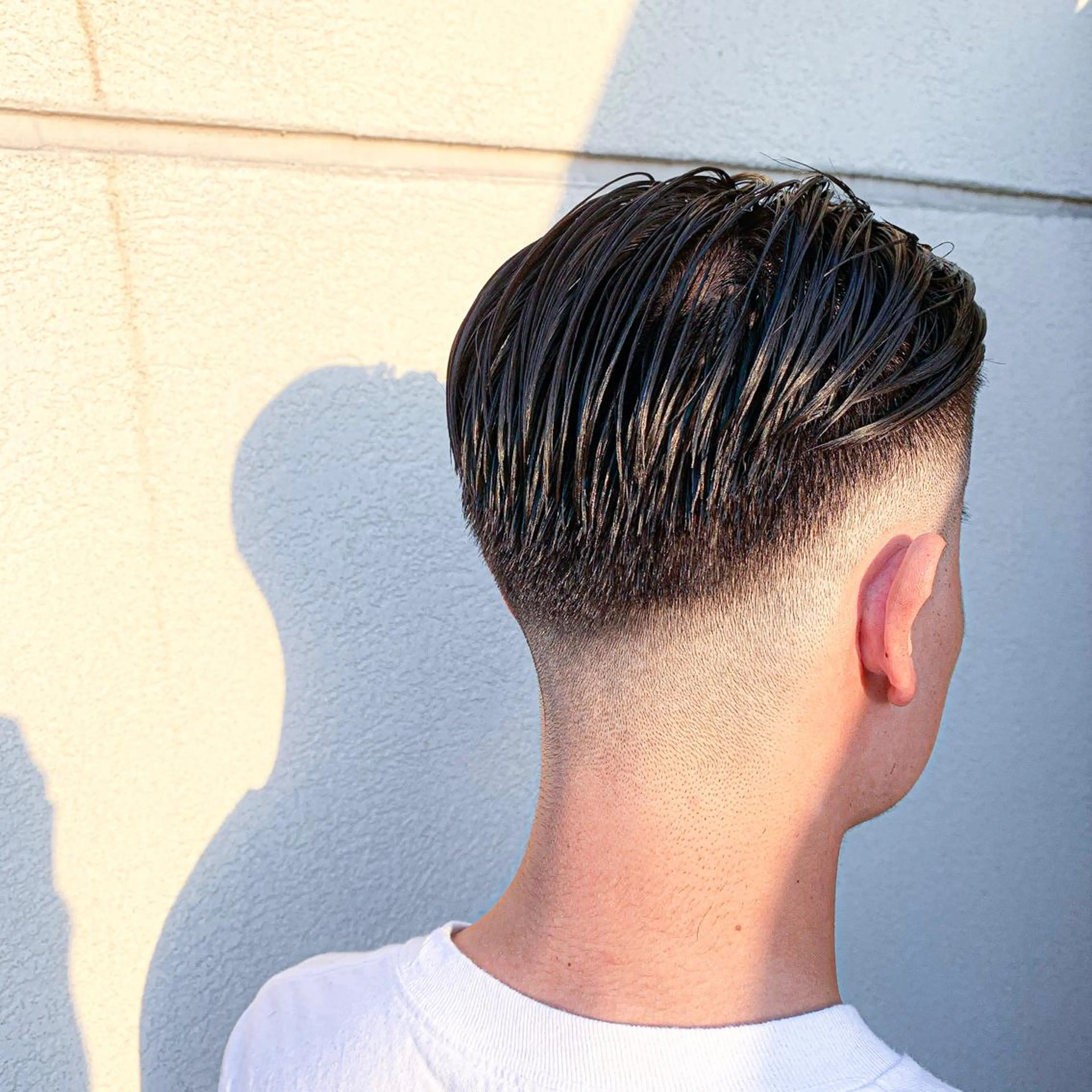 カラー パーマ ヘアアレンジ メンズ キッズ メンズブリーチ ビジネス センターパート フェードカット メンズハイライト カット ヘッドスパ say.所属・ブリーチカラー🔥 パーマ【佐々木凌平】のヘアスタイル