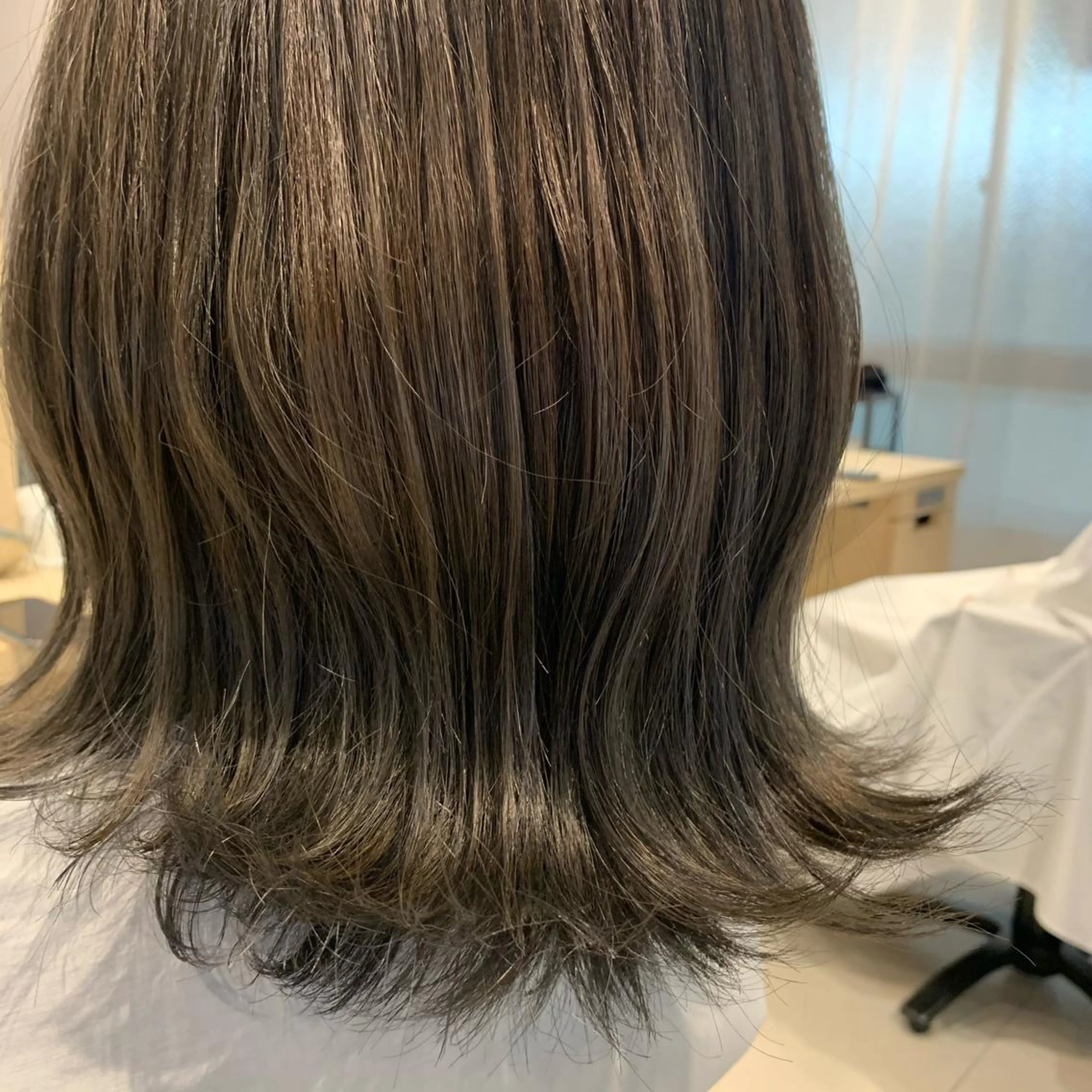 ミディアム 西岡 優太のヘアスタイル