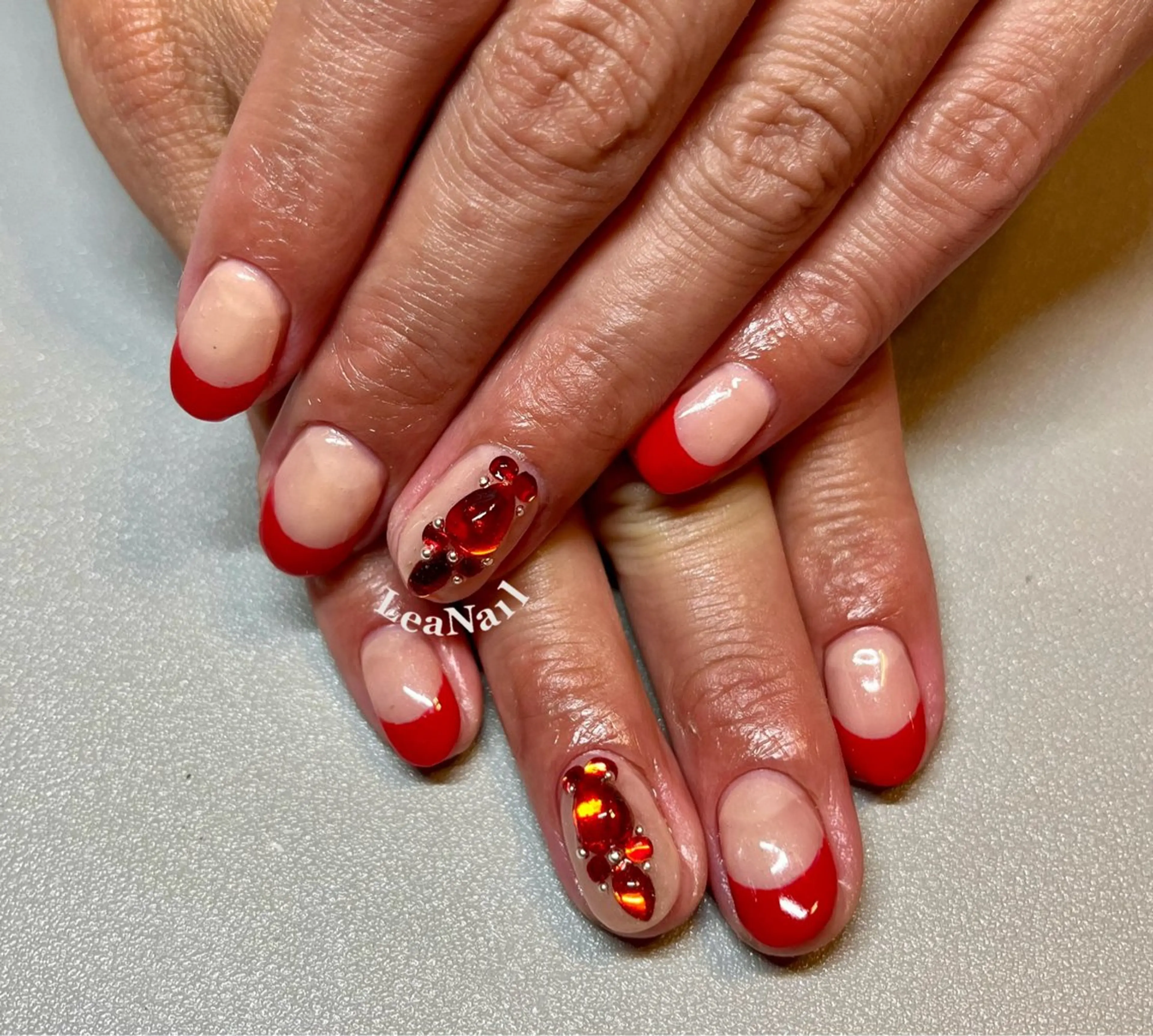 ネイル フレンチネイル 持ち込み 赤色 Lea Nailのネイルデザイン