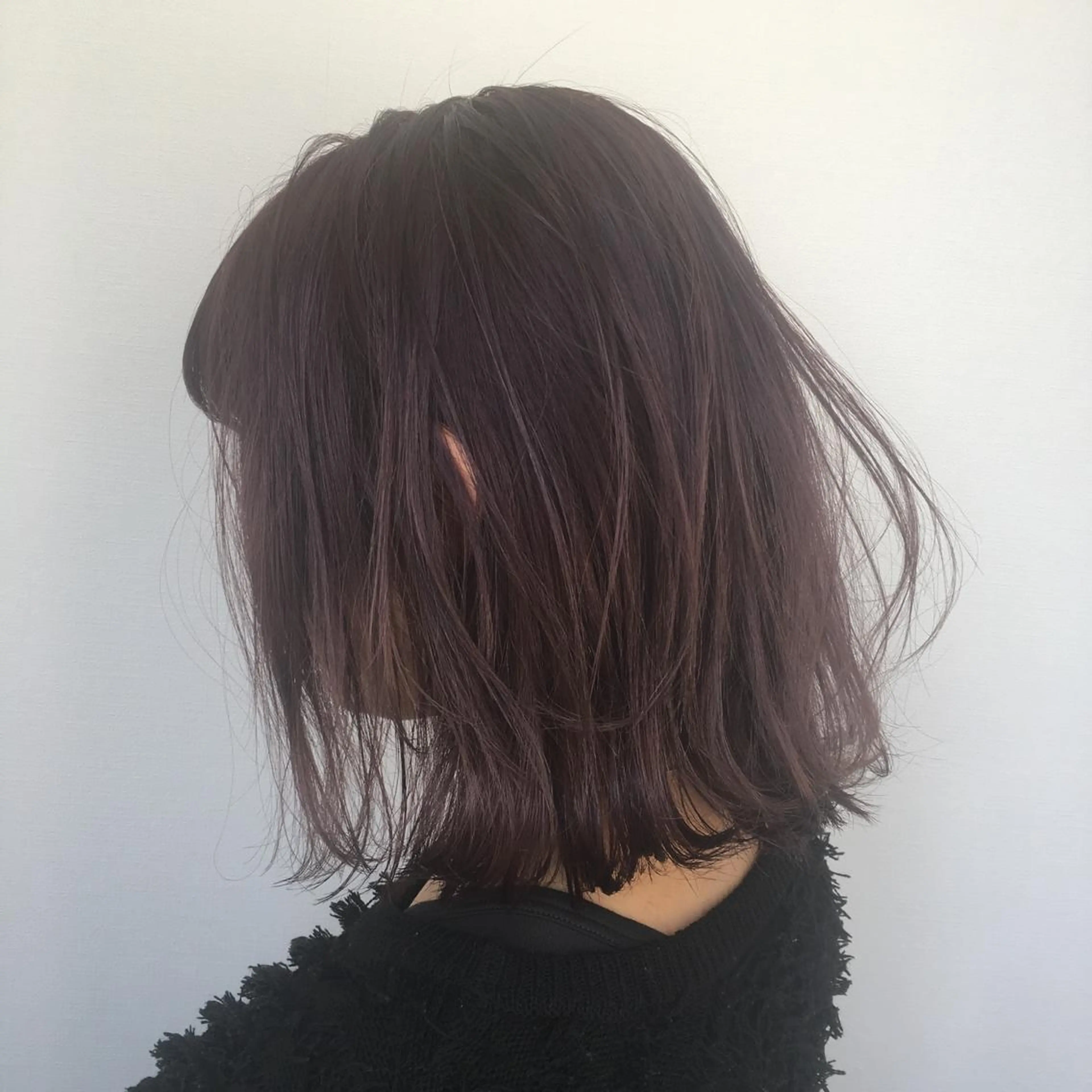 ミディアム カラー シンマ チヒロのヘアスタイル