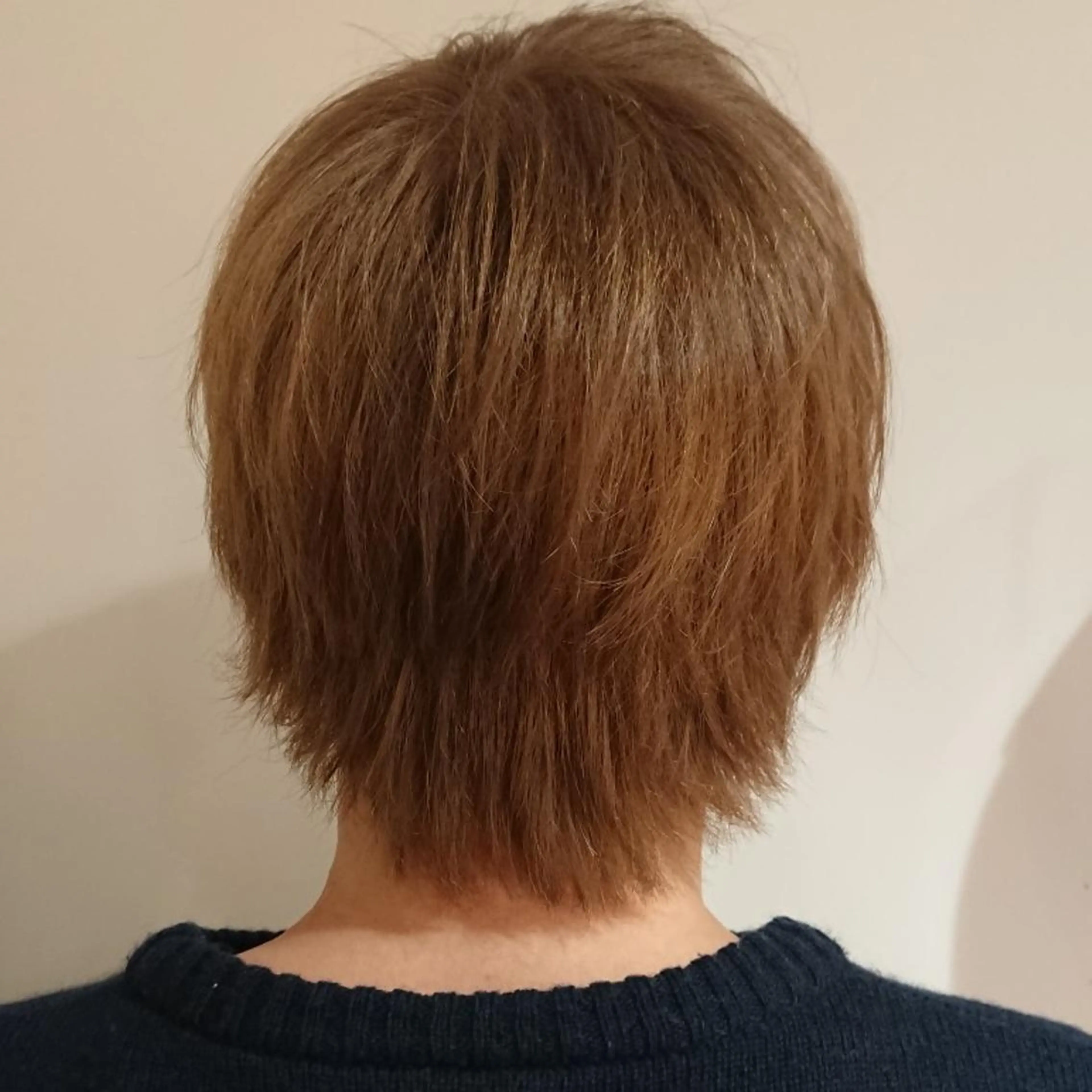 メンズ ヘアカラー ブリーチ/ヘアケア/ 艶髪/イギチハルのヘアスタイル