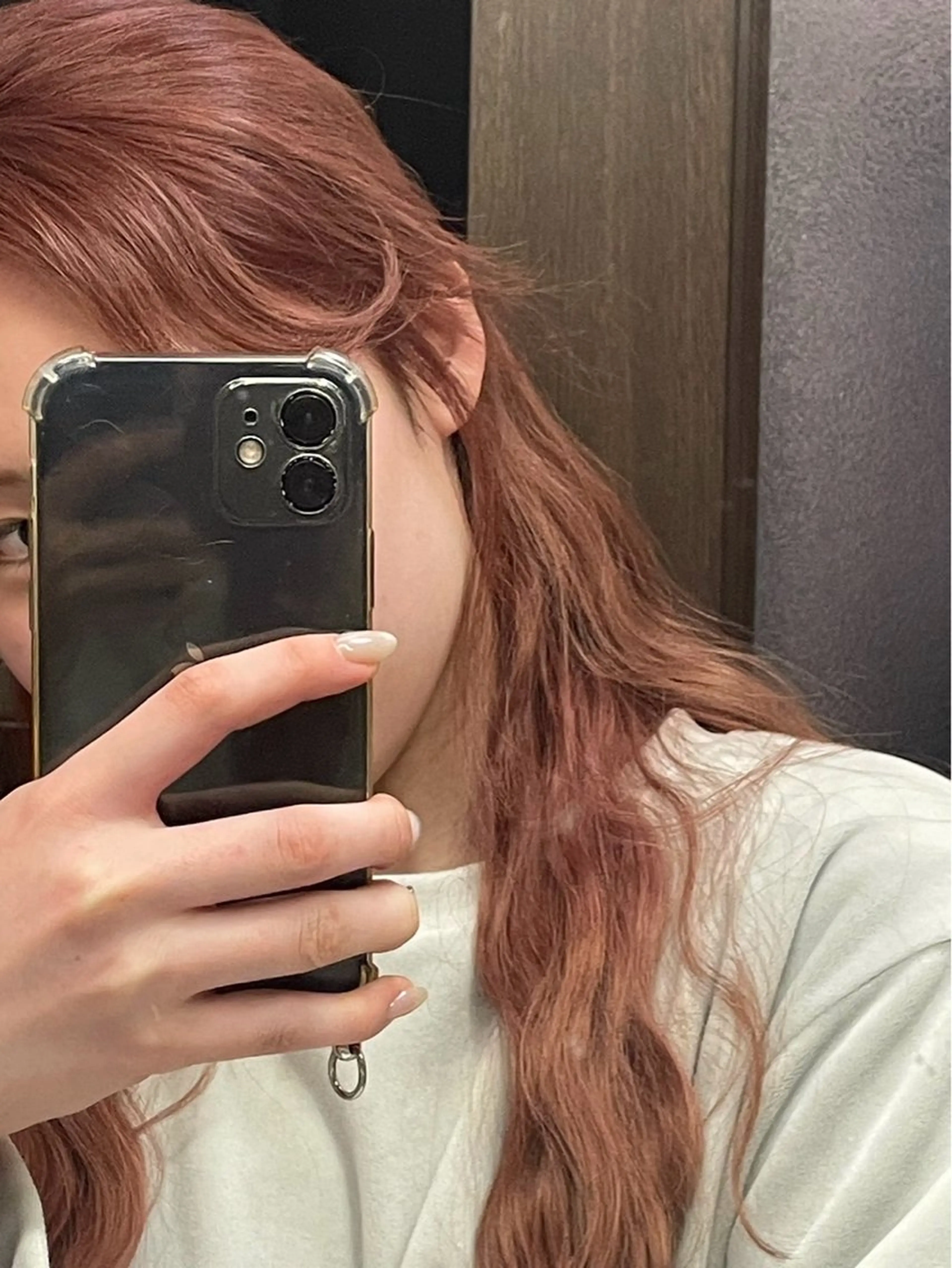 ロング カラー ベージュカラー ブリーチ ピンクカラー ピンクベージュ ルナ｜縮毛矯正 ×デザインカラー🥝のヘアスタイル