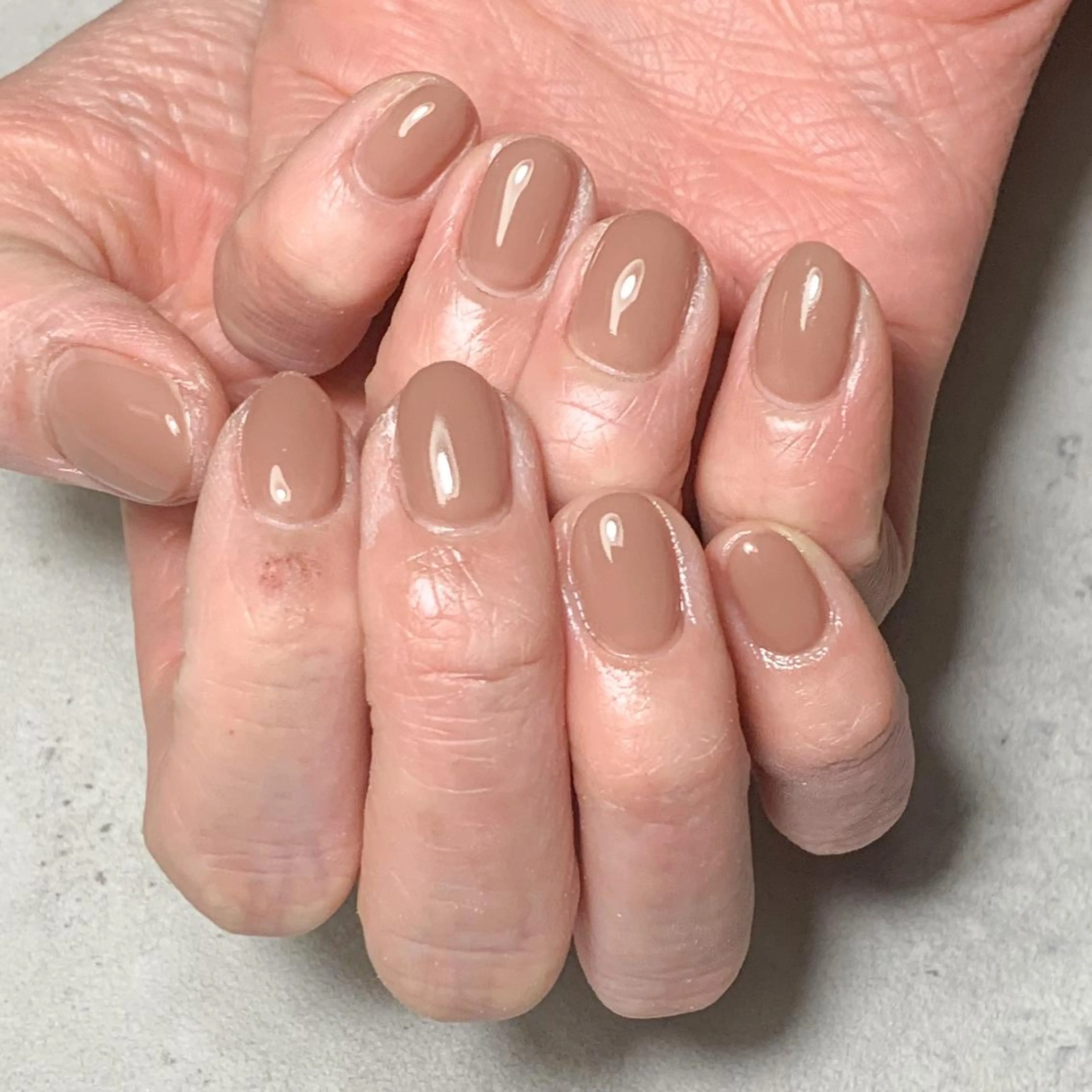 ネイル ジェルネイル FIORITURA aiのネイルデザイン