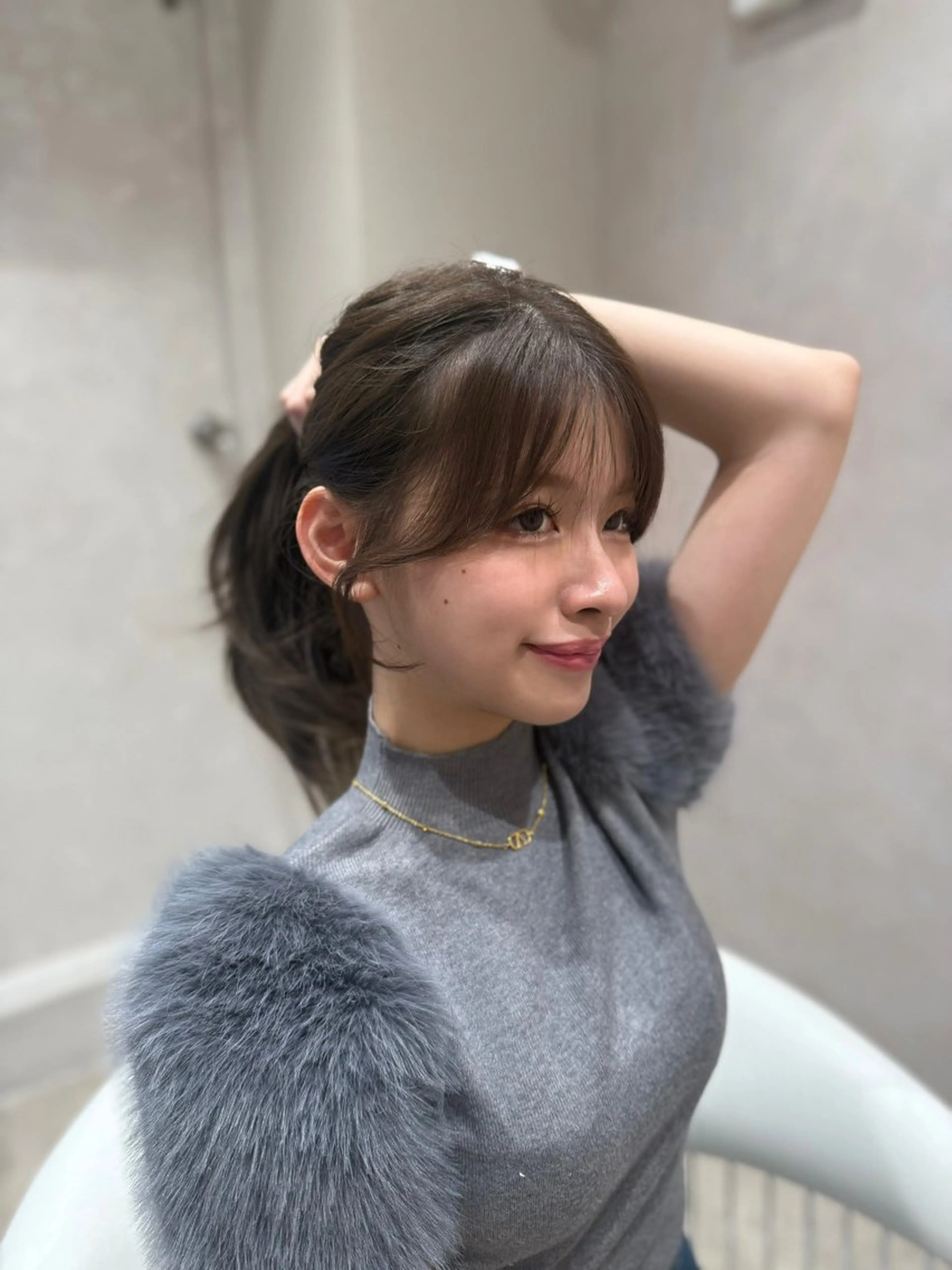 ロング くびれヘア 韓国風ヘア レイヤーカット おくれ毛 小顔カット カット ヘアカラー 韓国ヘア/レイヤー/ 前髪/髪質改善/石川のヘアスタイル