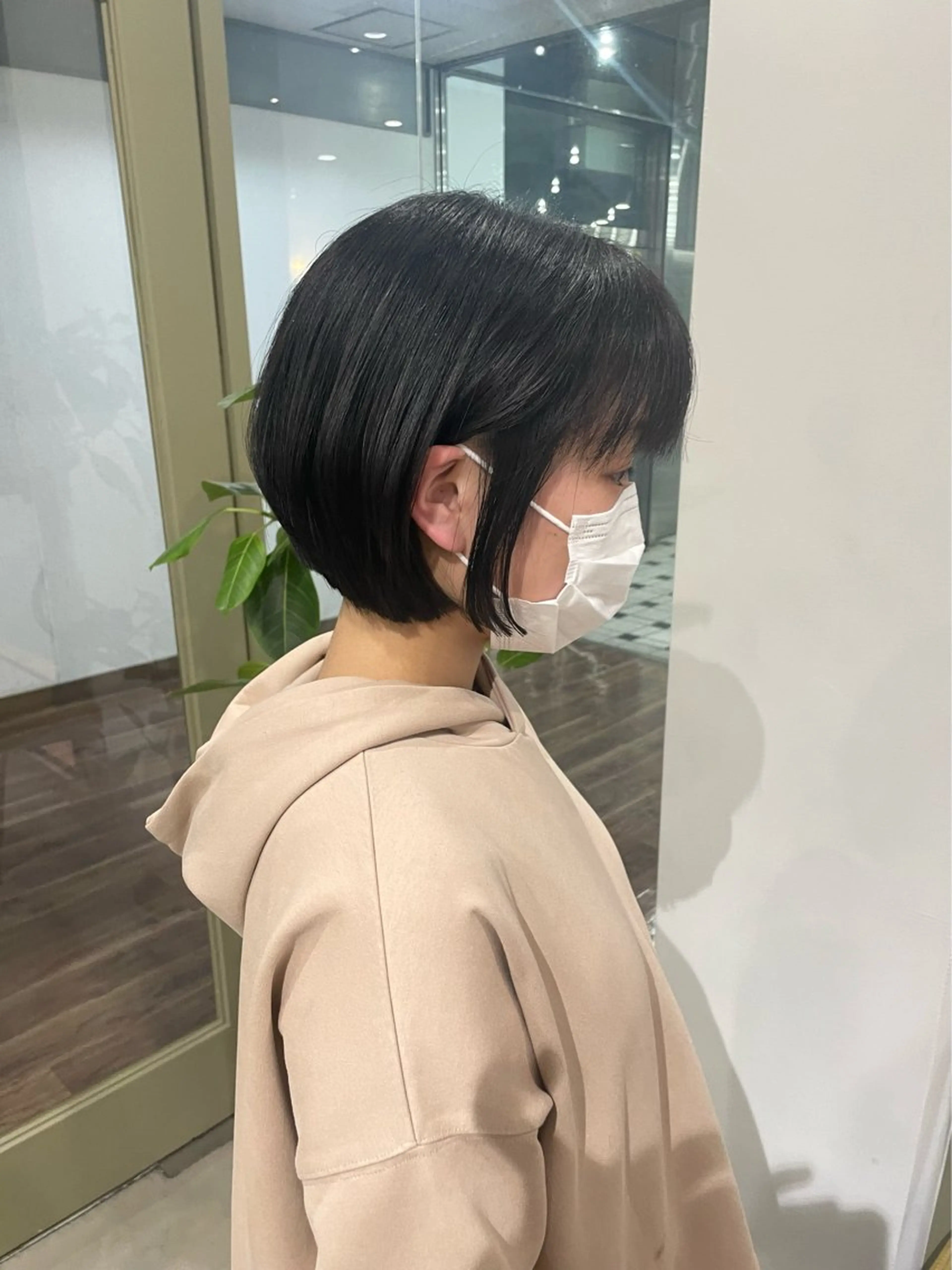 ミディアム ボブ カットパーマモデル 山中 遥のヘアスタイル