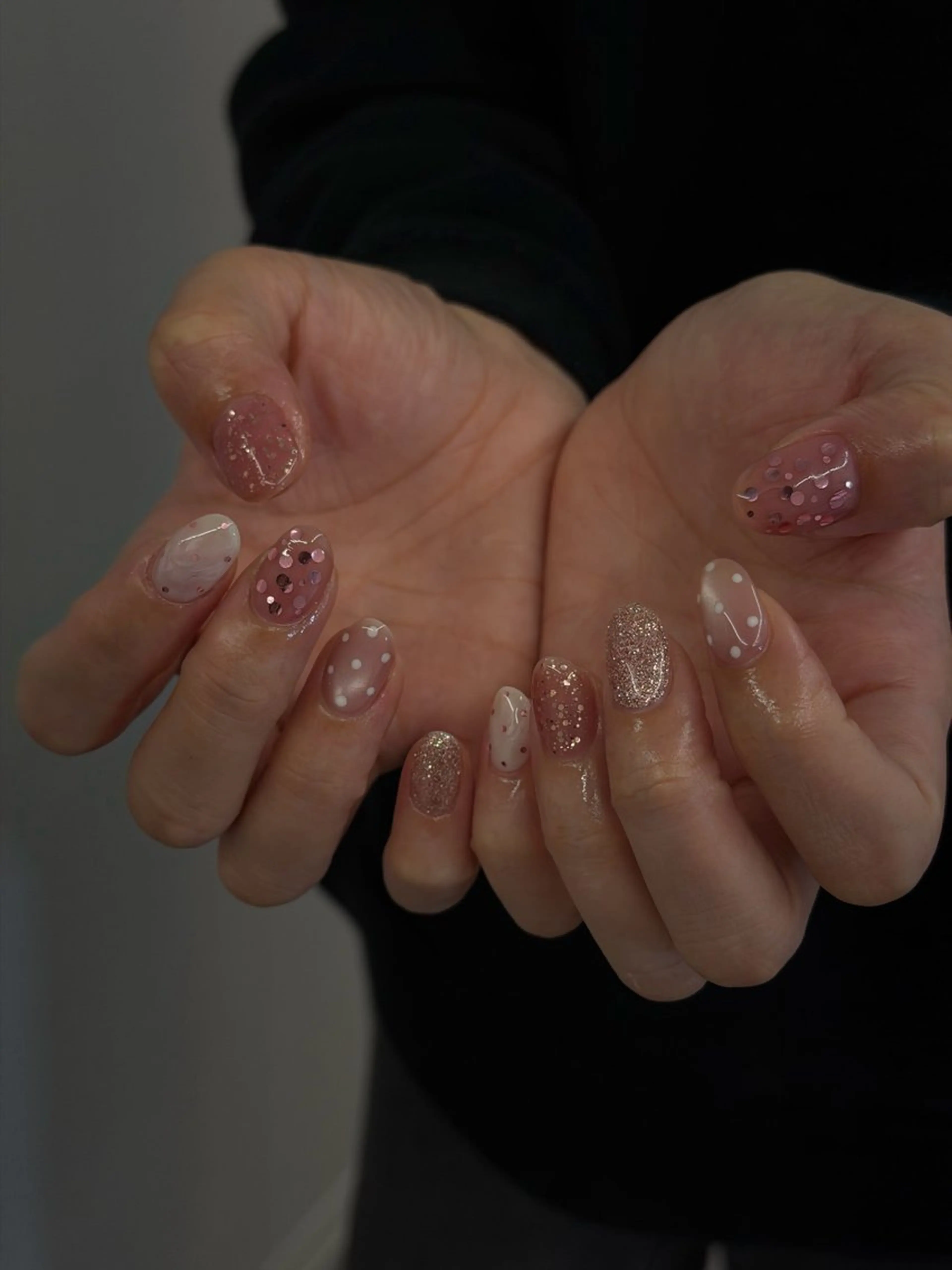 ネイル ドット ジェルネイル マグネットネイル ニュアンスネイル パラジェル ハンドネイル ハンドケア Bana_ Nailのネイルデザイン