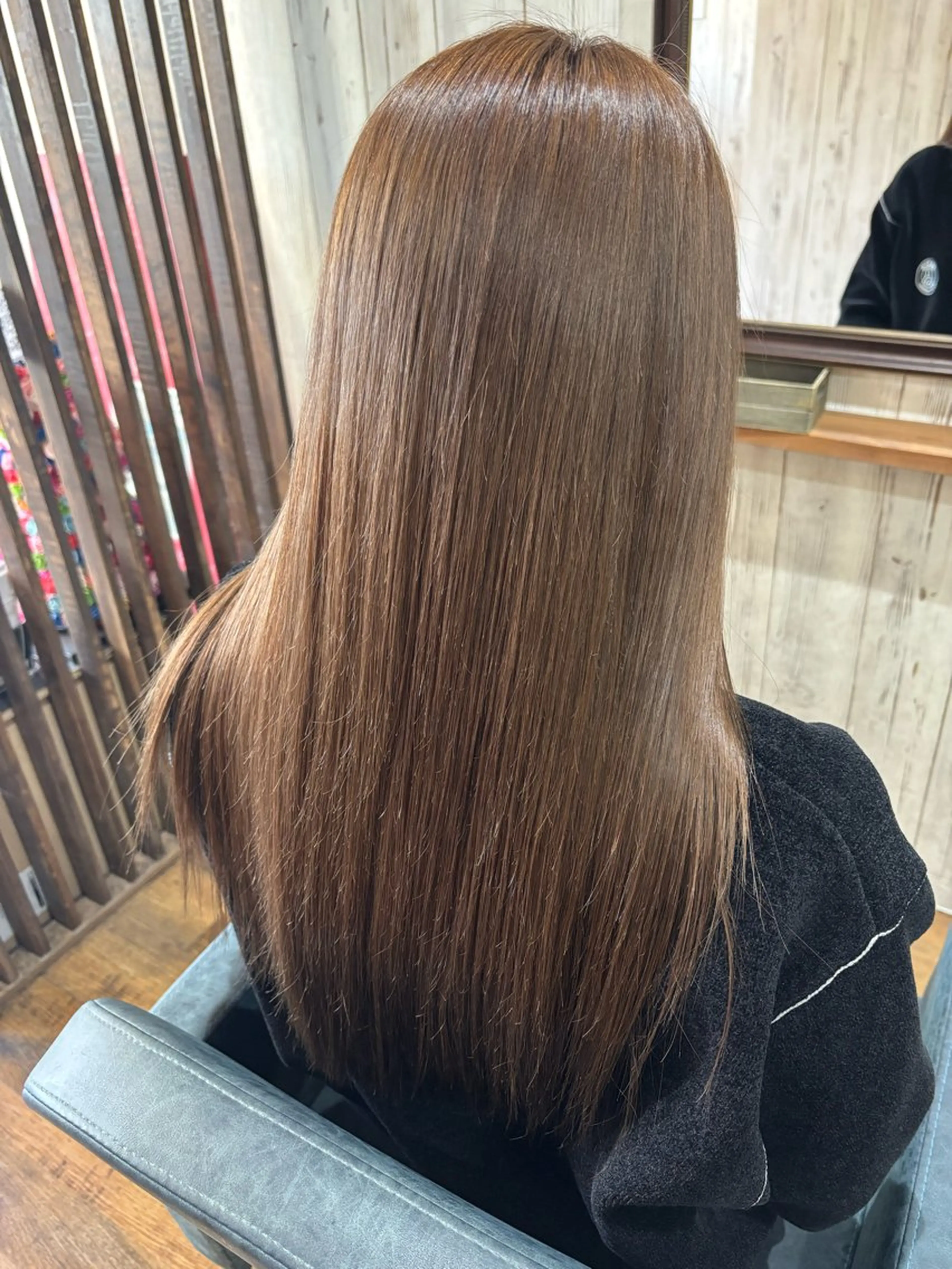 ロング カラー ベージュカラー ブリーチ ブラウンカラー ブラウンベージュ 透明感カラー . Sakurakoのヘアスタイル