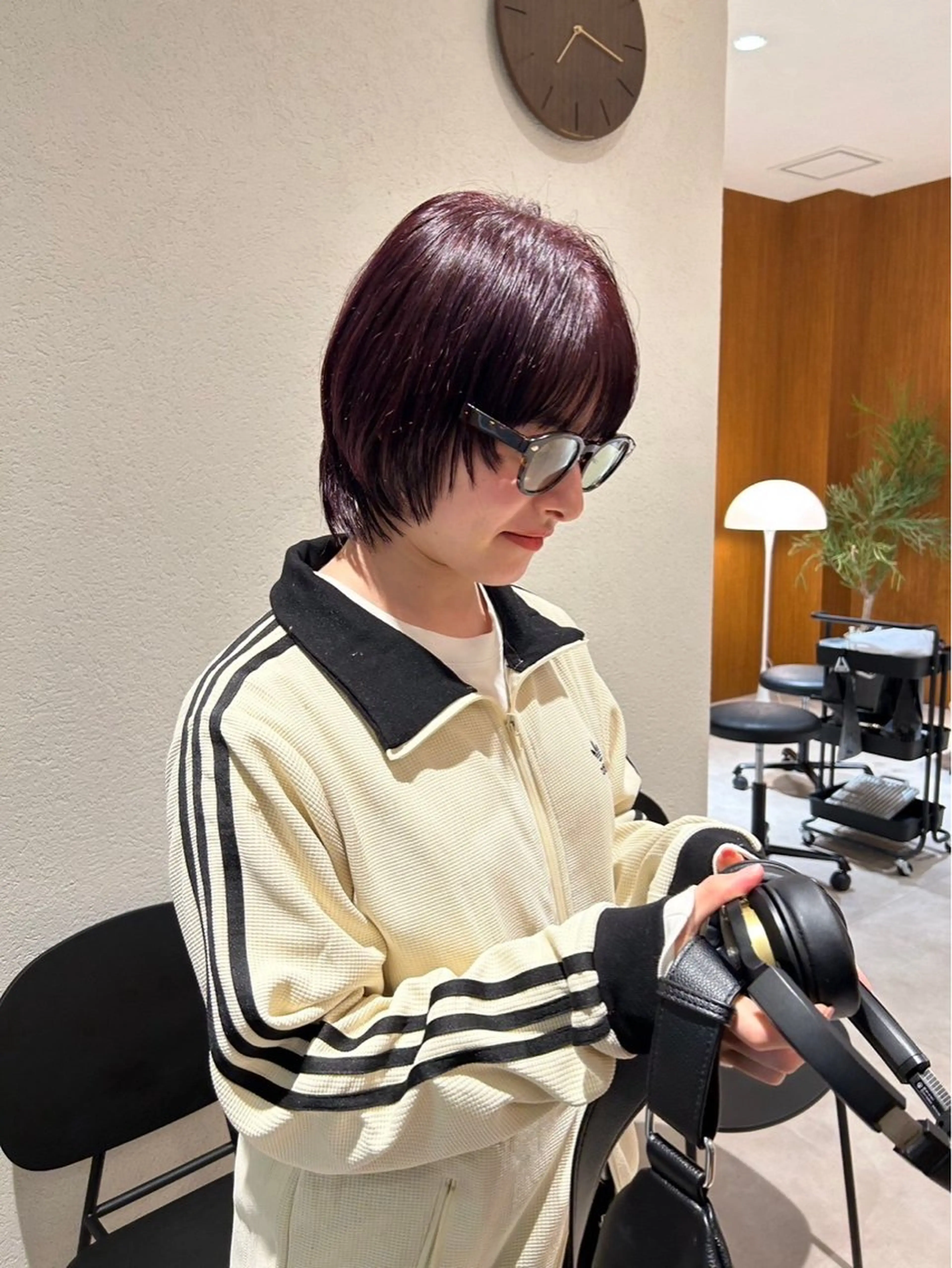 ショート カラー ヘアカラー yiye shioriのヘアスタイル