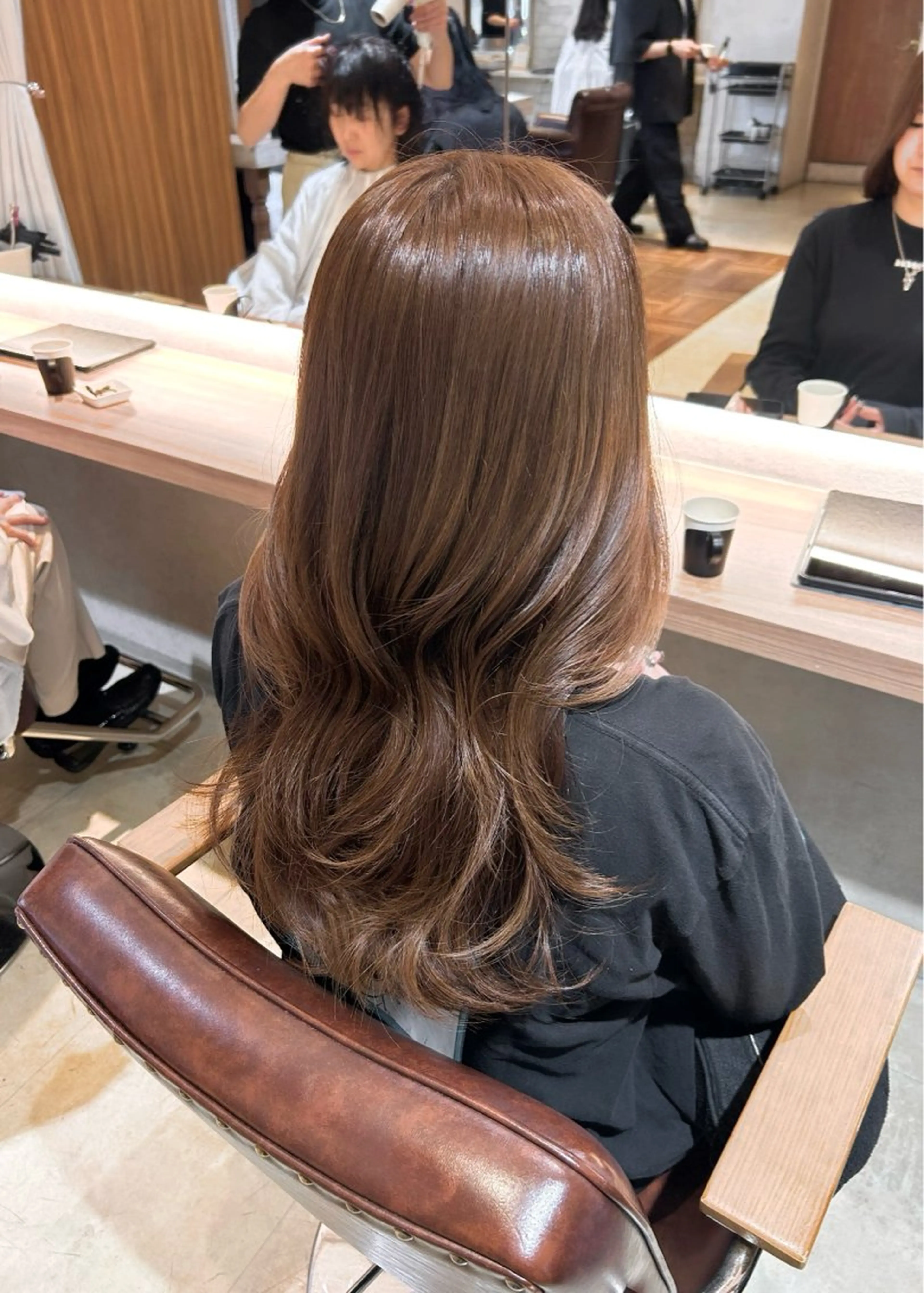 セミロング ヘアカラー トリートメント 山本美月🌈艶カラー 🦄暖色カラー🌈のヘアスタイル