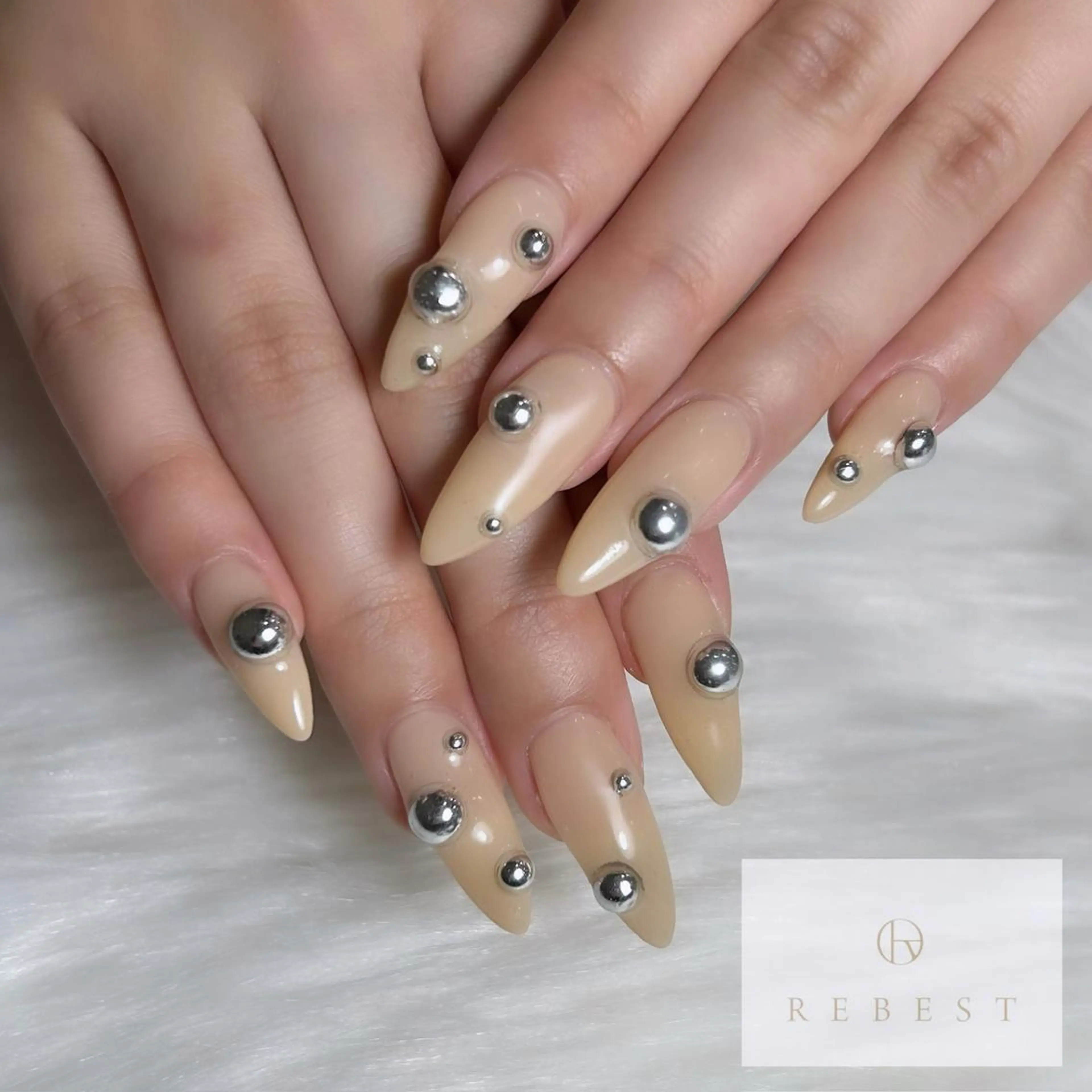 ネイル nailist SENAのネイルデザイン