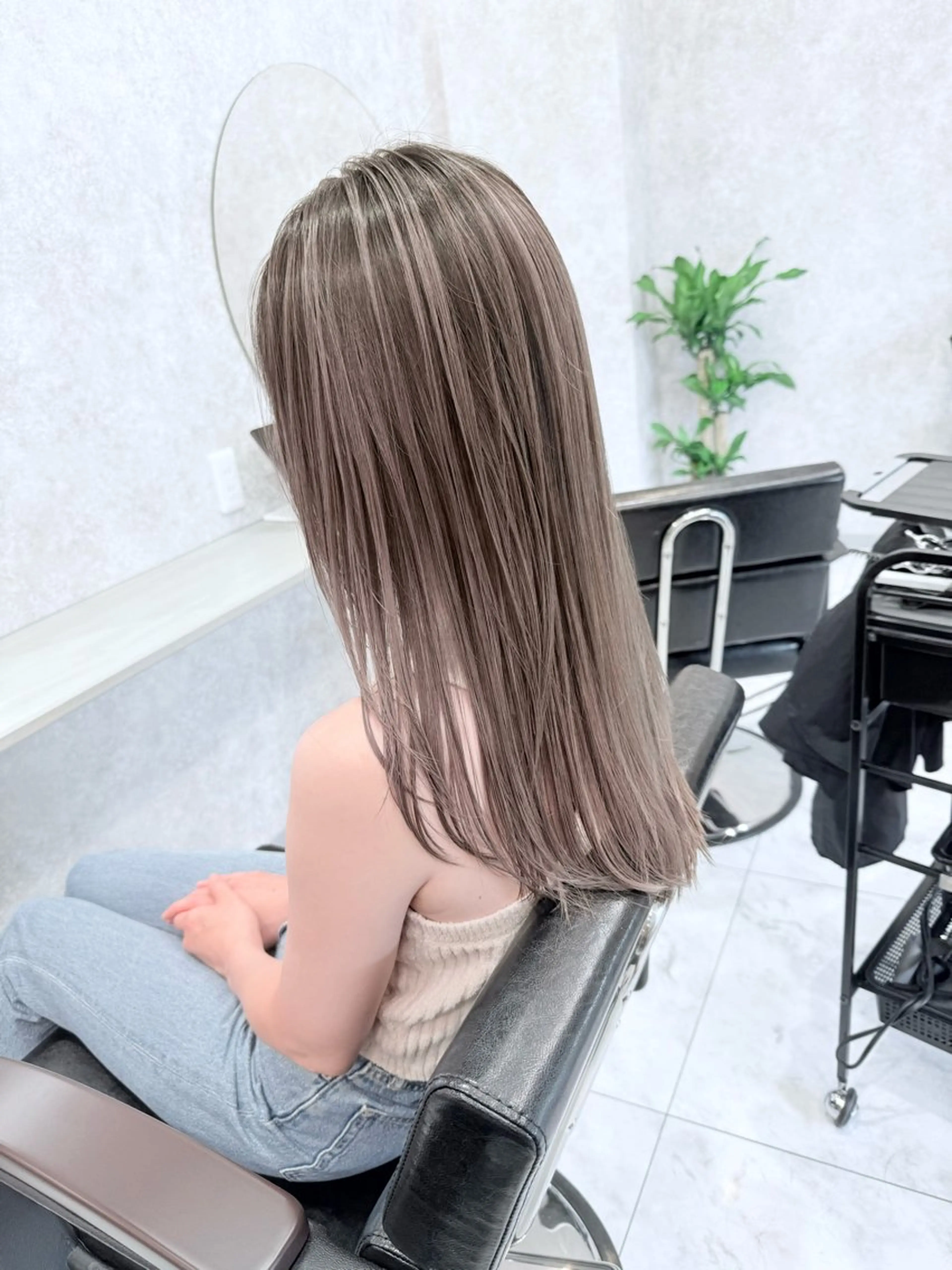 セミロング カラー ブリーチ ケアブリーチ デザインカラー ダブルカラー ハイトーンカラー ヘアカラー 🌈派手髪ハイトーン 🌈鈴木亮太🌈のヘアスタイル