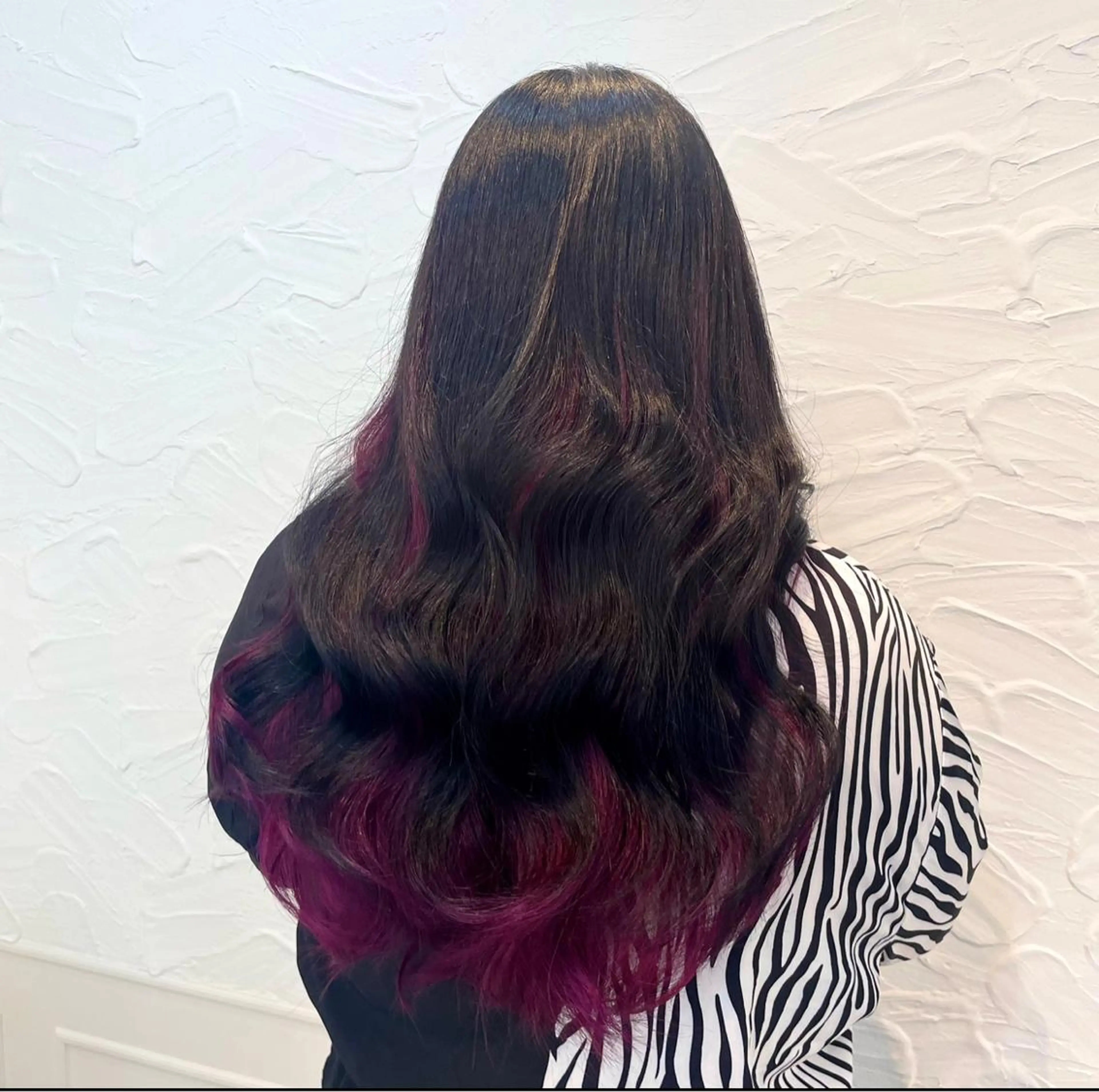 ロング カラー インナーカラー porto みなみのヘアスタイル