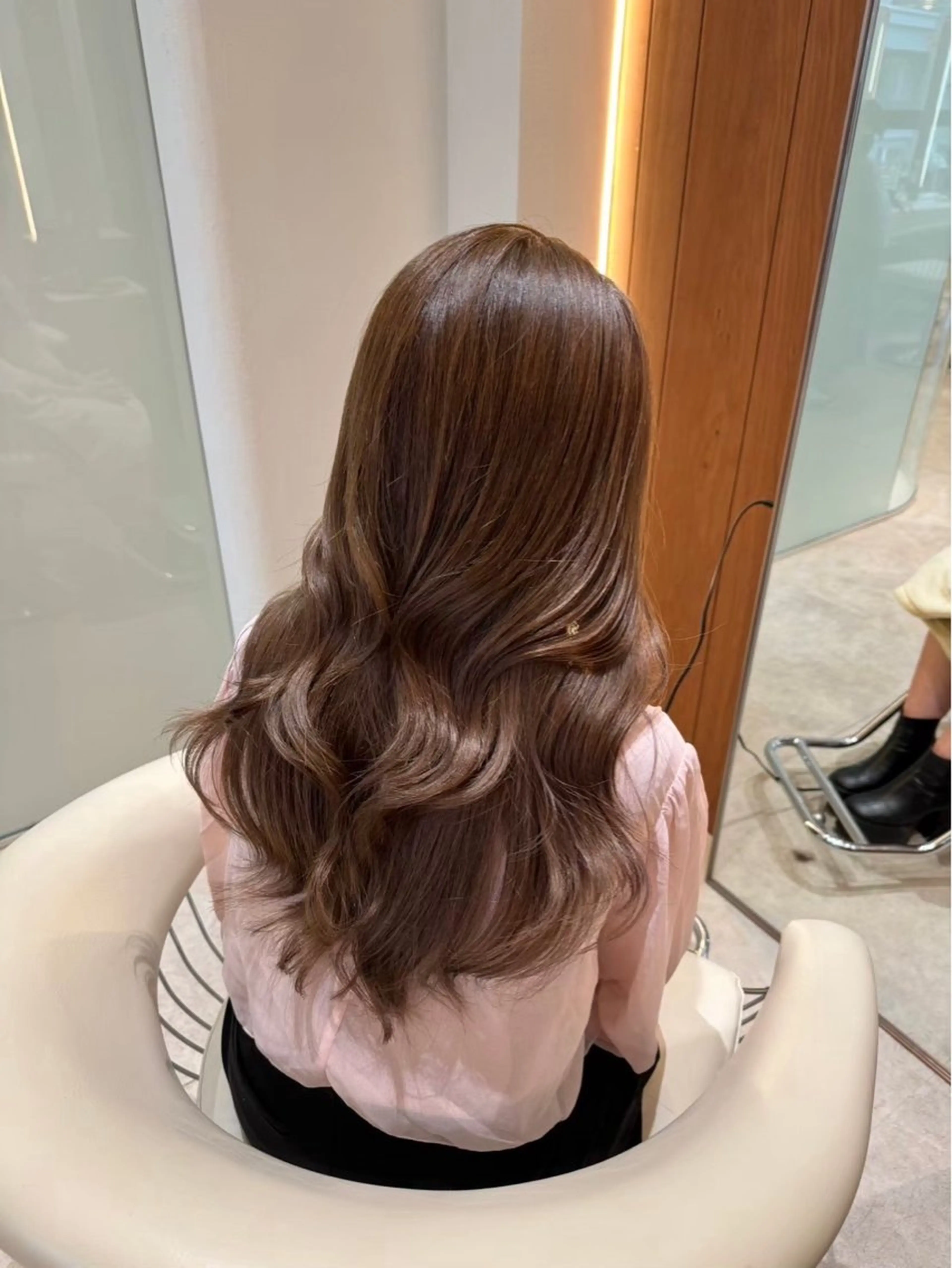 セミロング カラー ベージュカラー モカベージュ カット ヘアカラー トリートメント レイヤー似合わせ 透明感カラーりきやのヘアスタイル