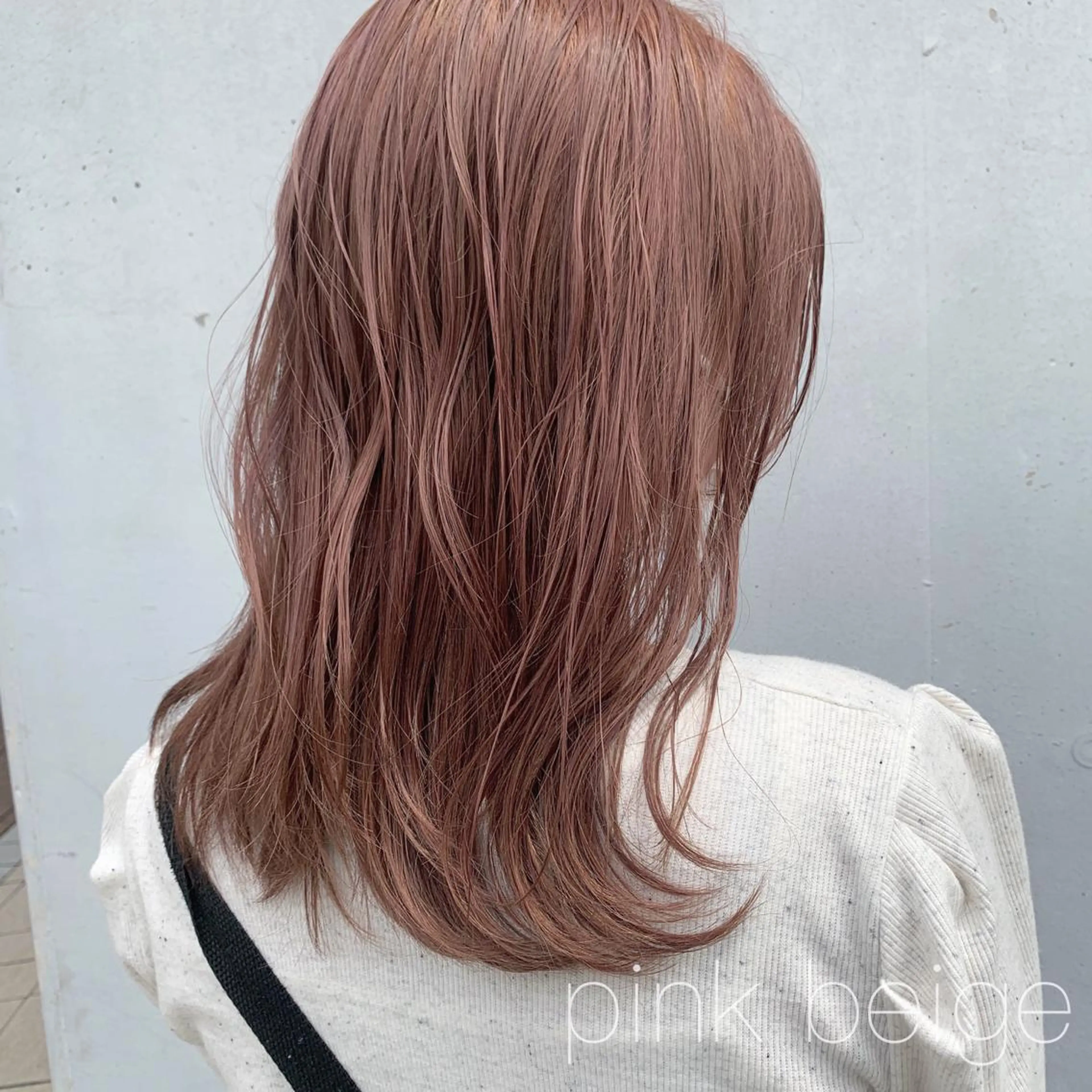 ミディアム 透明感カラー 金村真子のヘアスタイル