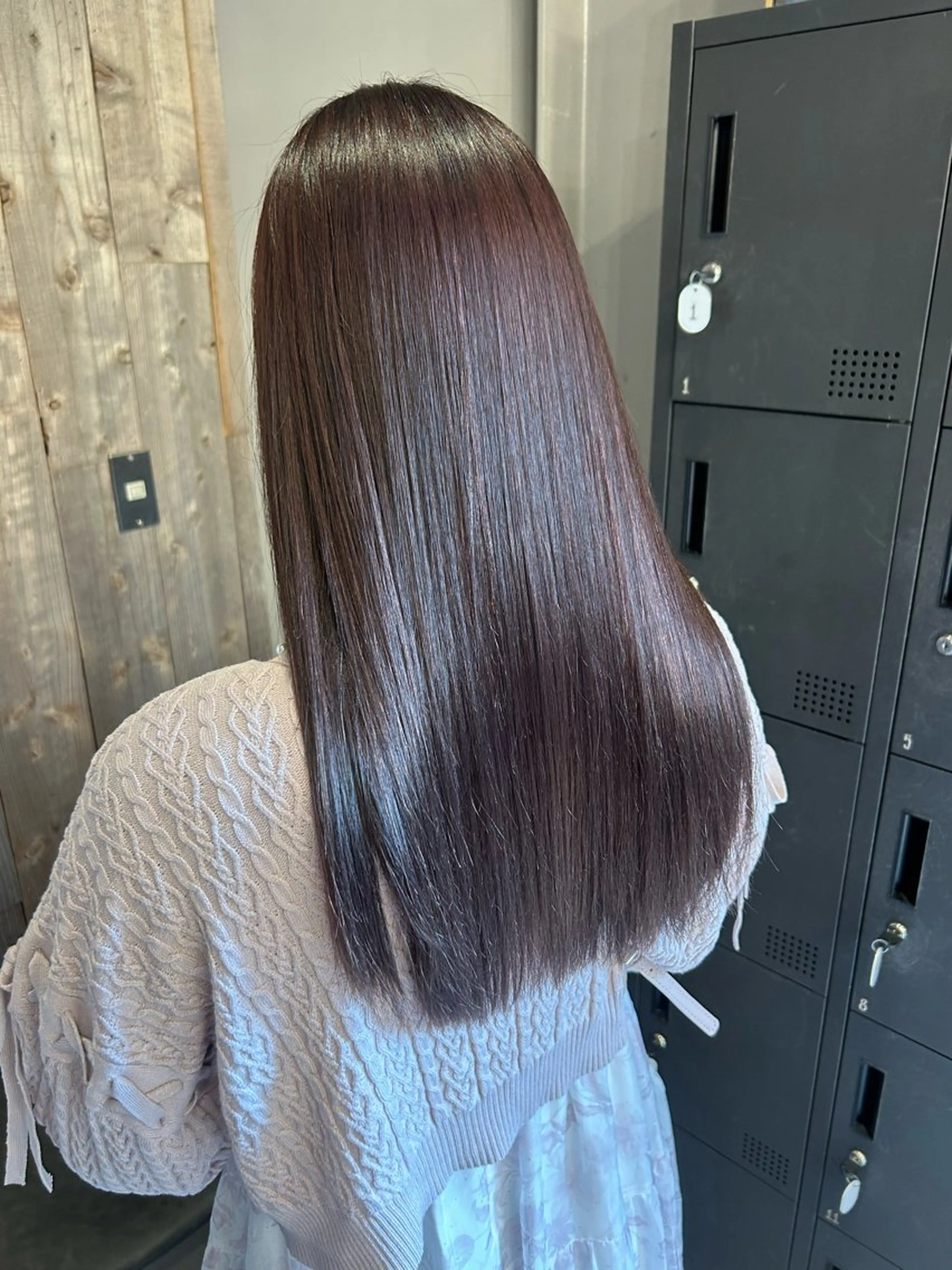 ロング ピンクブラウン 髪質改善 ロング 酸性ストレート カット ヘアカラー パーマ 縮毛矯正 トリートメント 艶髪/髪質改善 yukaのヘアスタイル