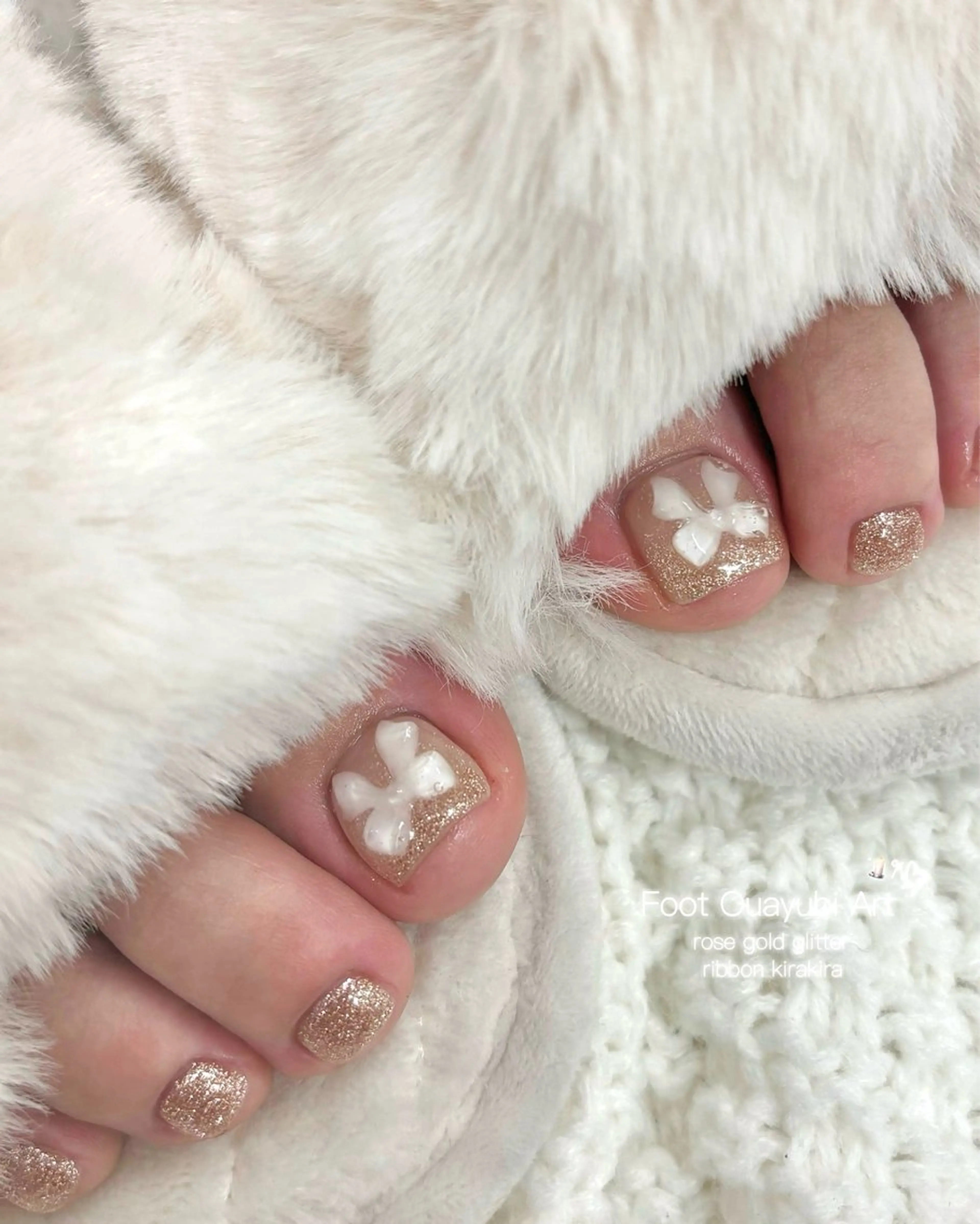 〖Foot🛁〗4月限定クーポン！新規ジェルオフ無料！フットネイル親指アート￥7000の写真