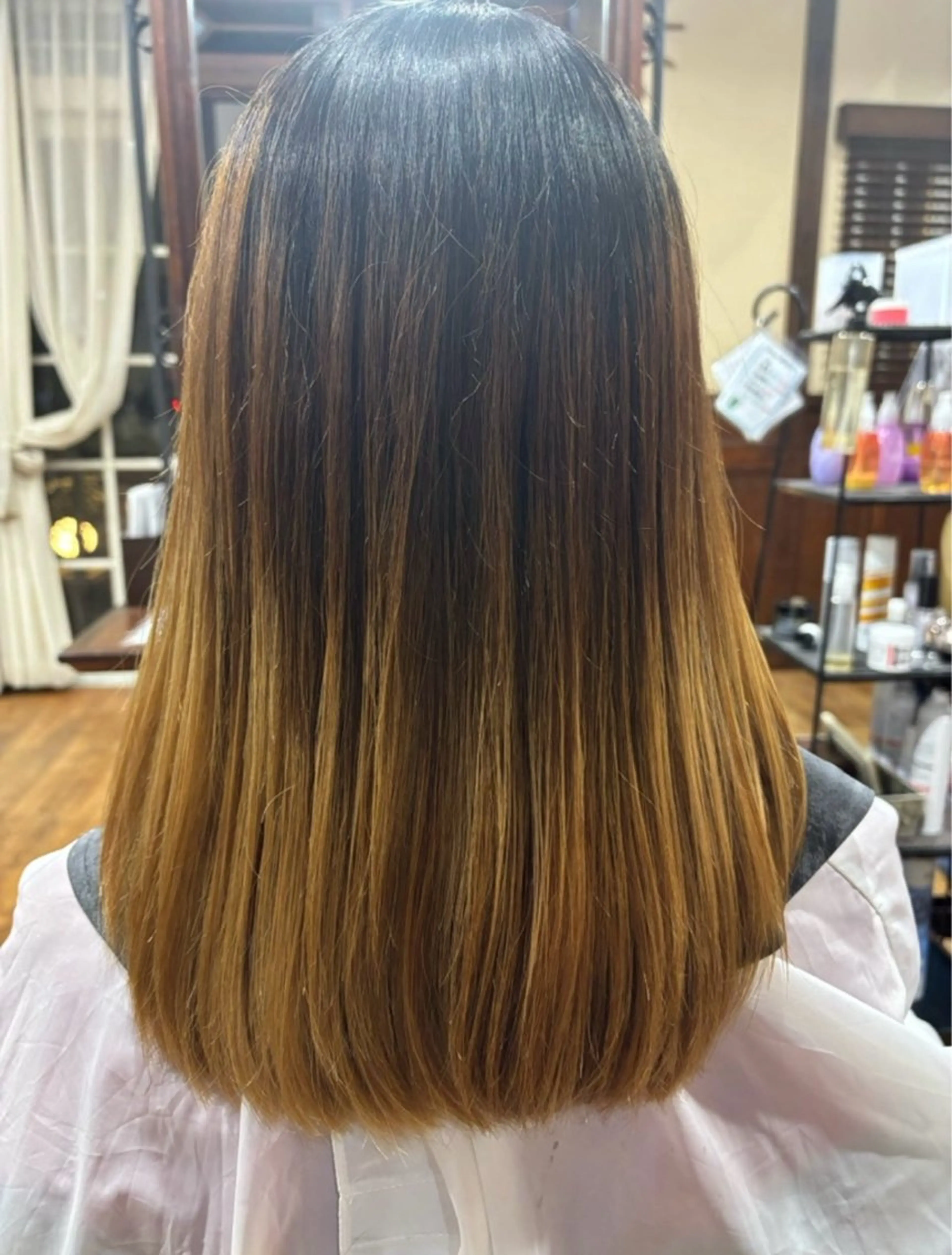 ミディアム レイヤーカット 中井 葵👀のヘアスタイル