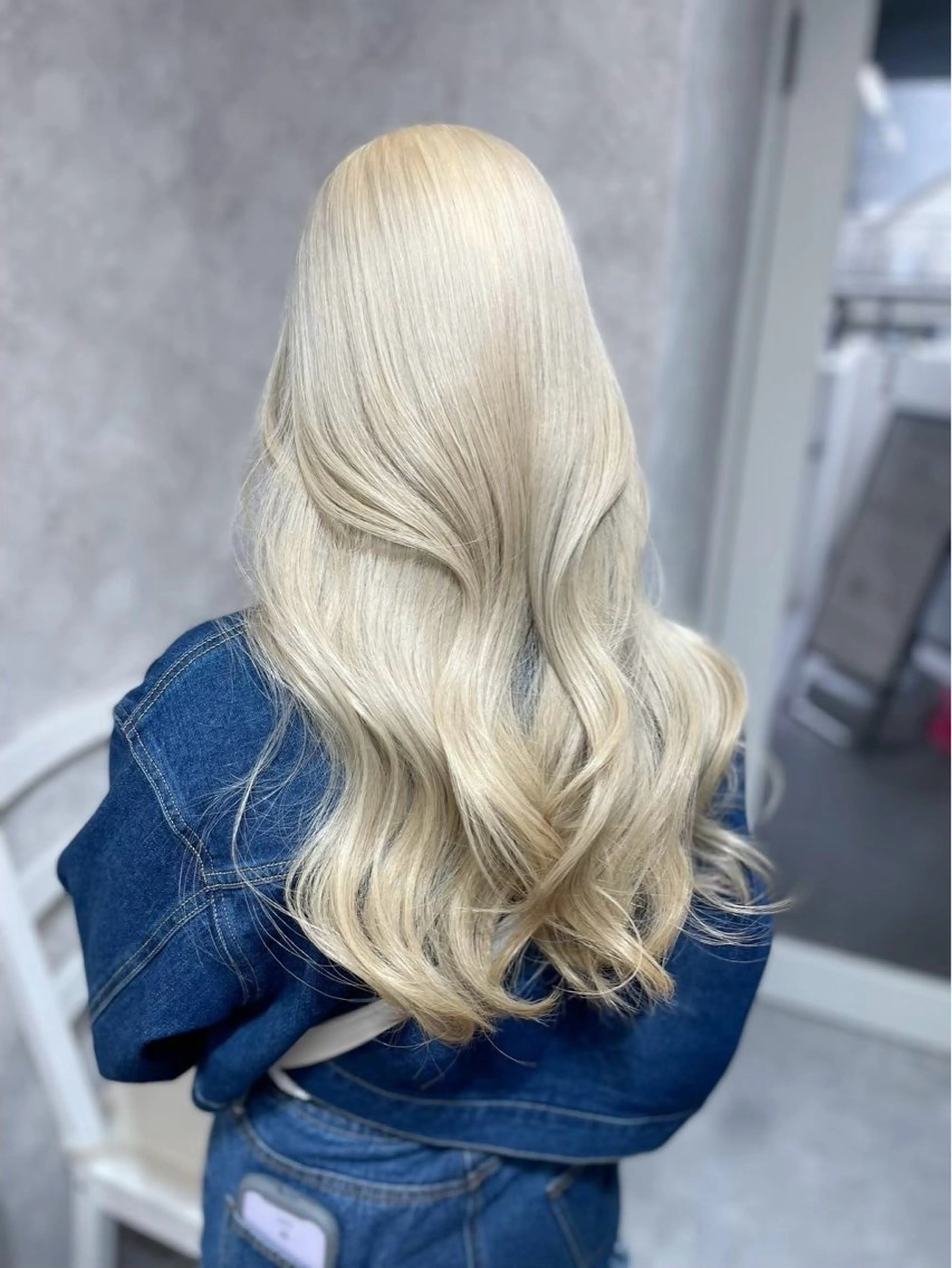 カラー 🦋ハイトーン×ア レンジ💫Leenaのヘアスタイル