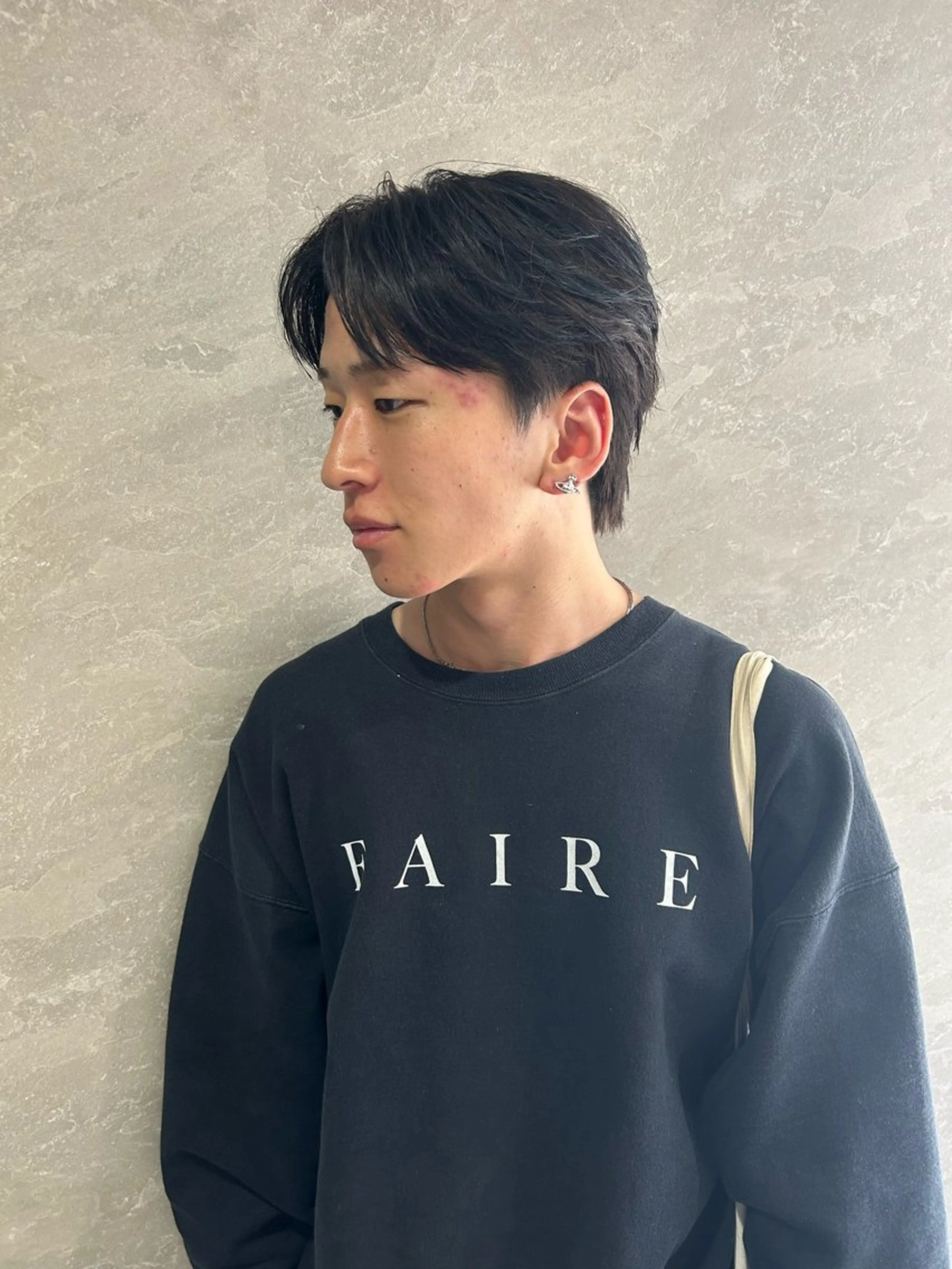 メンズ 新宿 韓国 シャドウパーマ 志龍のヘアスタイル