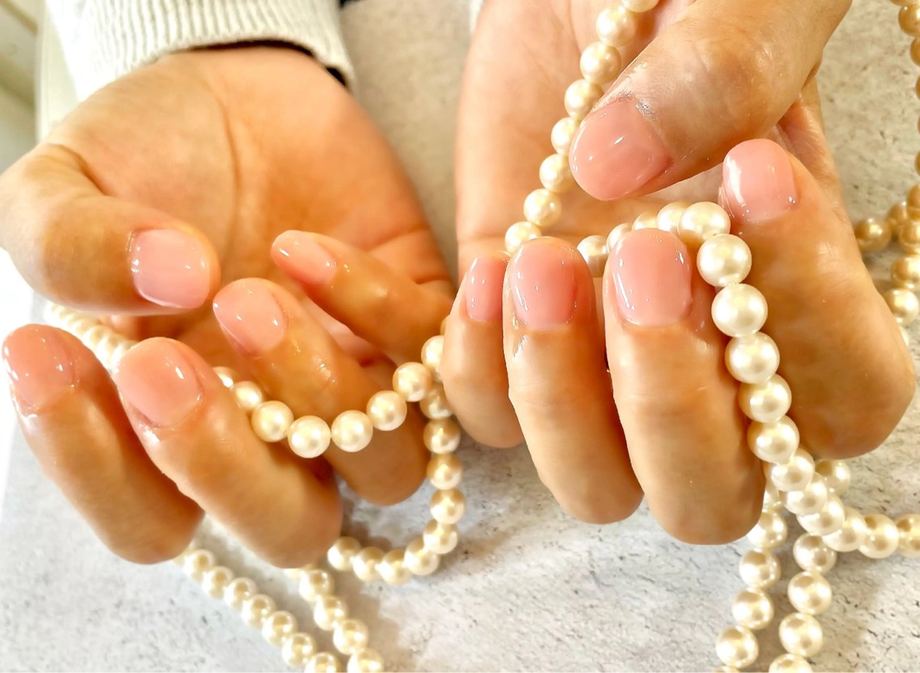 ミディアム BURGUNDY 🌹eriのネイルデザイン