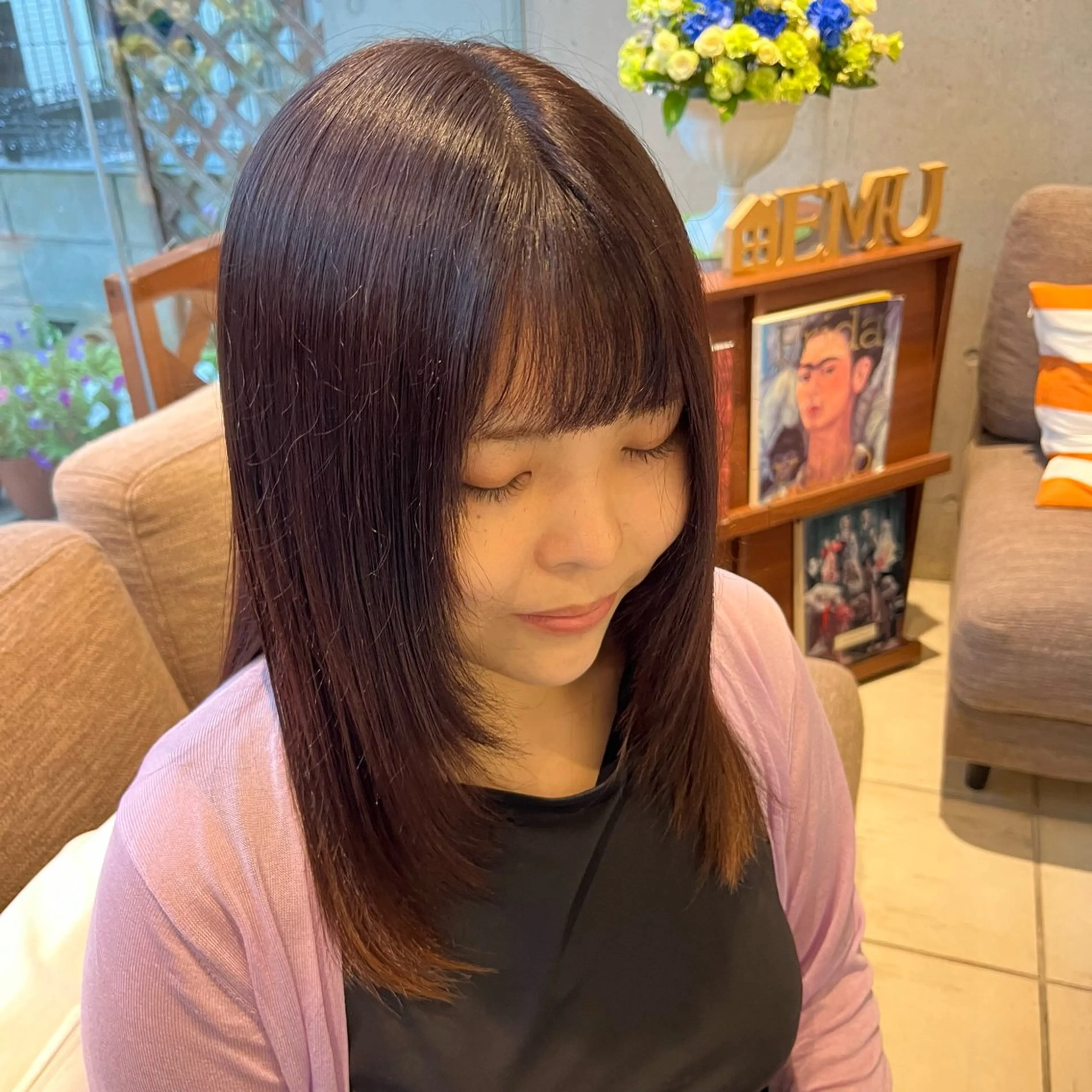 セミロング 遠藤 朱郁のヘアスタイル