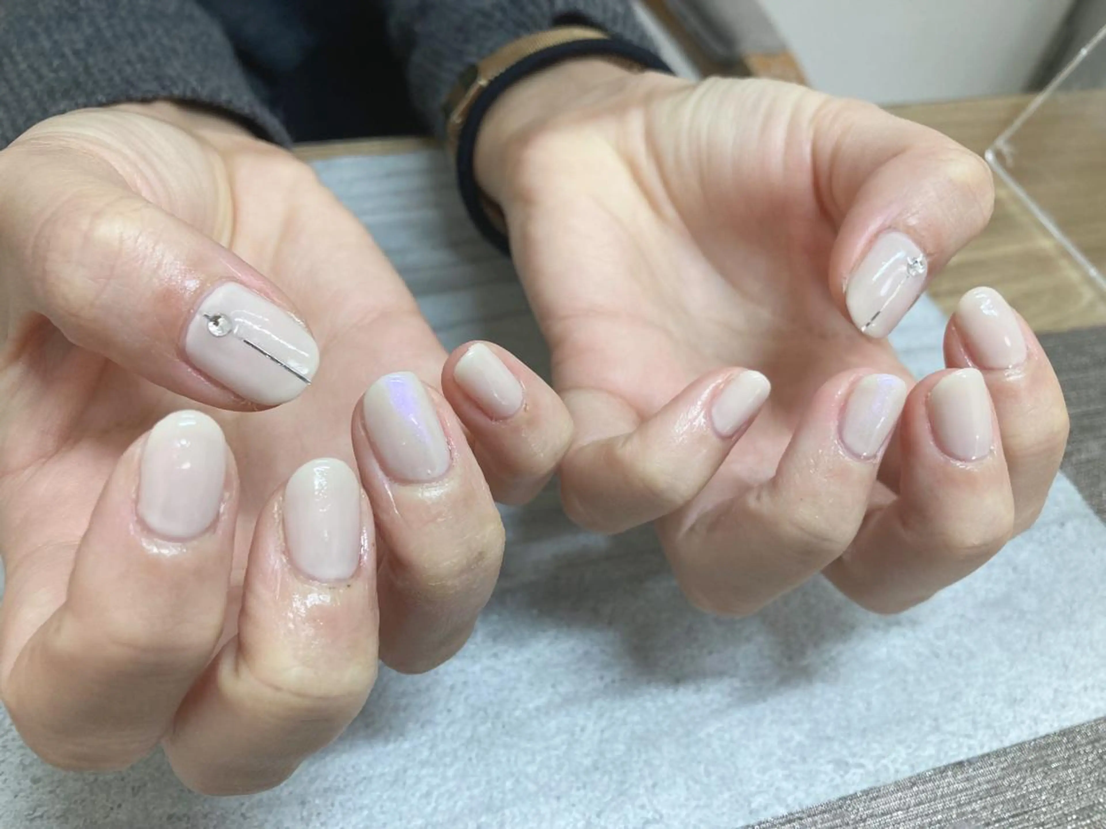 ネイル フットネイル ジェルネイル 韓国ネイル ラメ(グリッター) マグネットネイル mogunail &blowのネイルデザイン