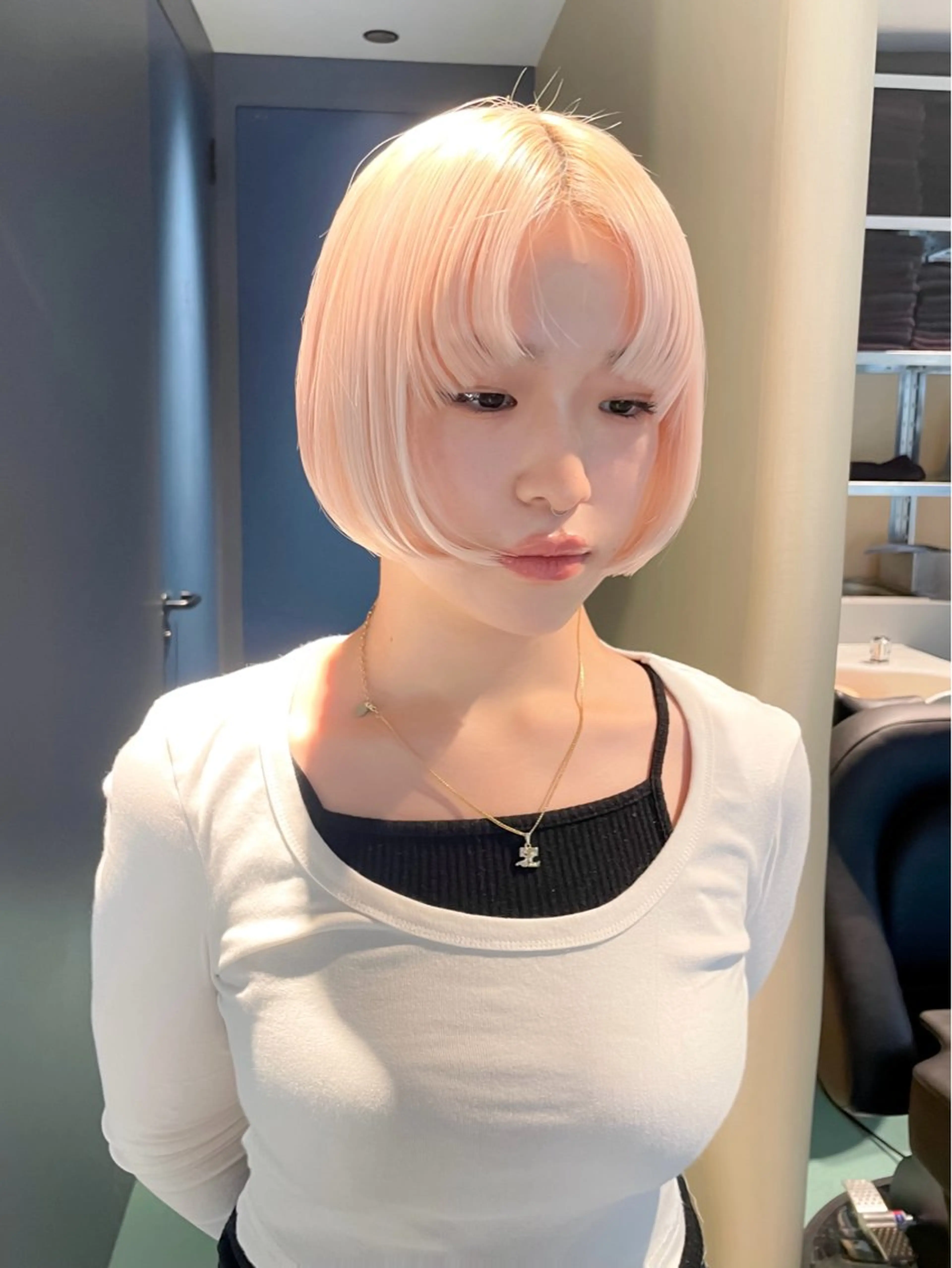 ショート カラー ヘアアレンジ ブリーチ ハッシュカット/ 韓国ヘア☽⋰mahoのヘアスタイル