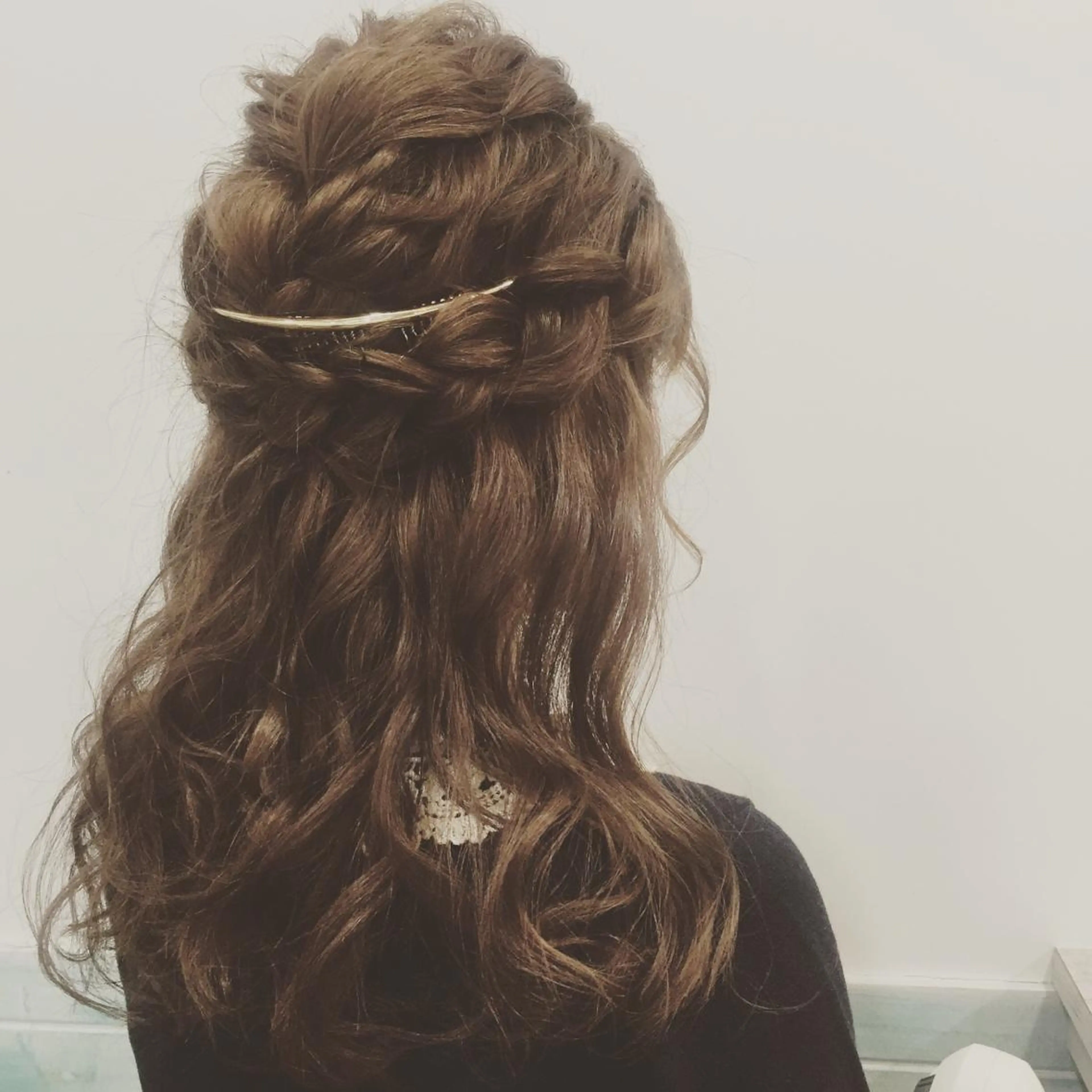 ミディアム セミロング 太田 有香のヘアスタイル