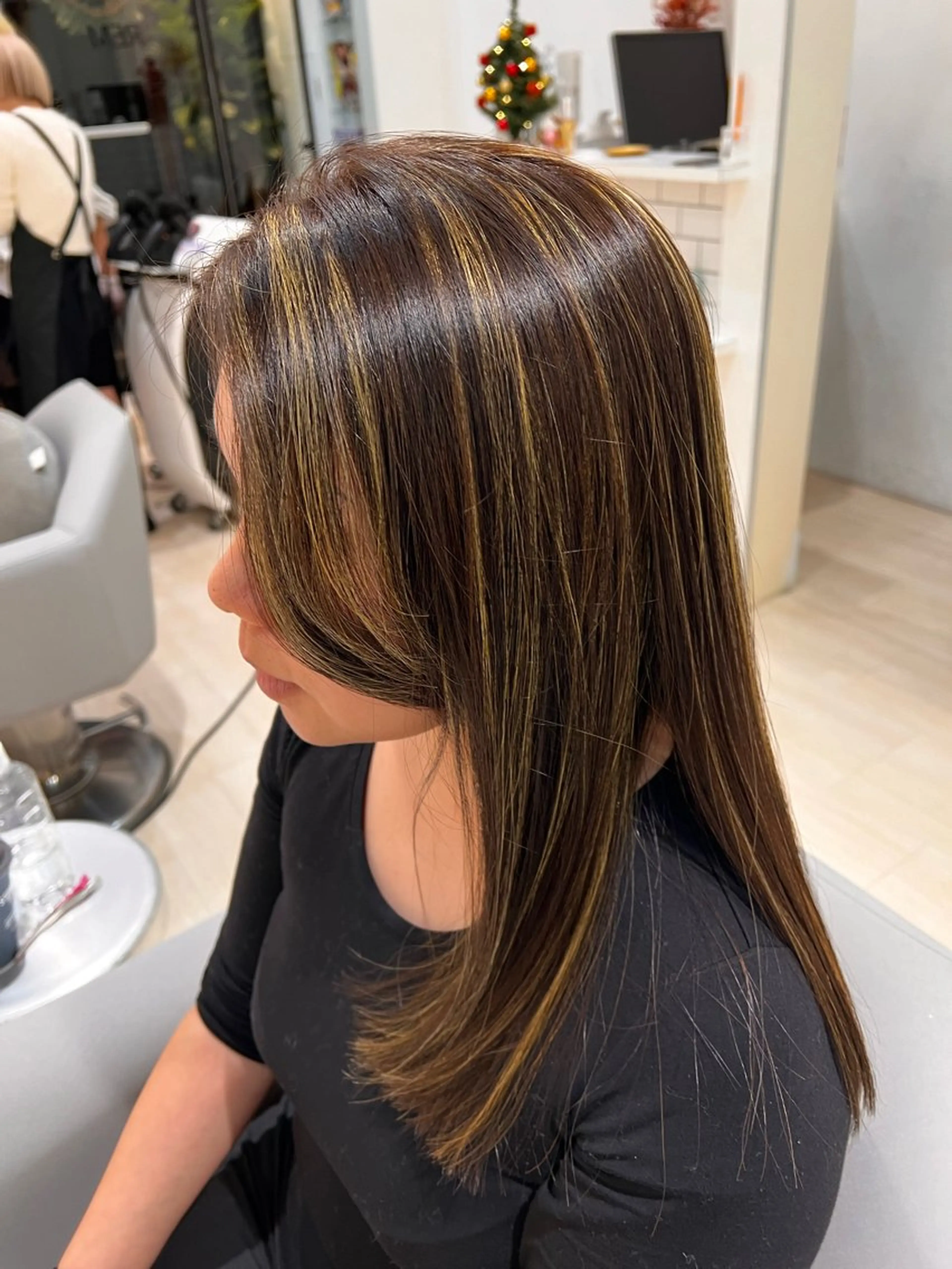 ミディアム カラー パーマ ヘアアレンジ メンズ ヘアカラー 堀井 凌平のヘアスタイル