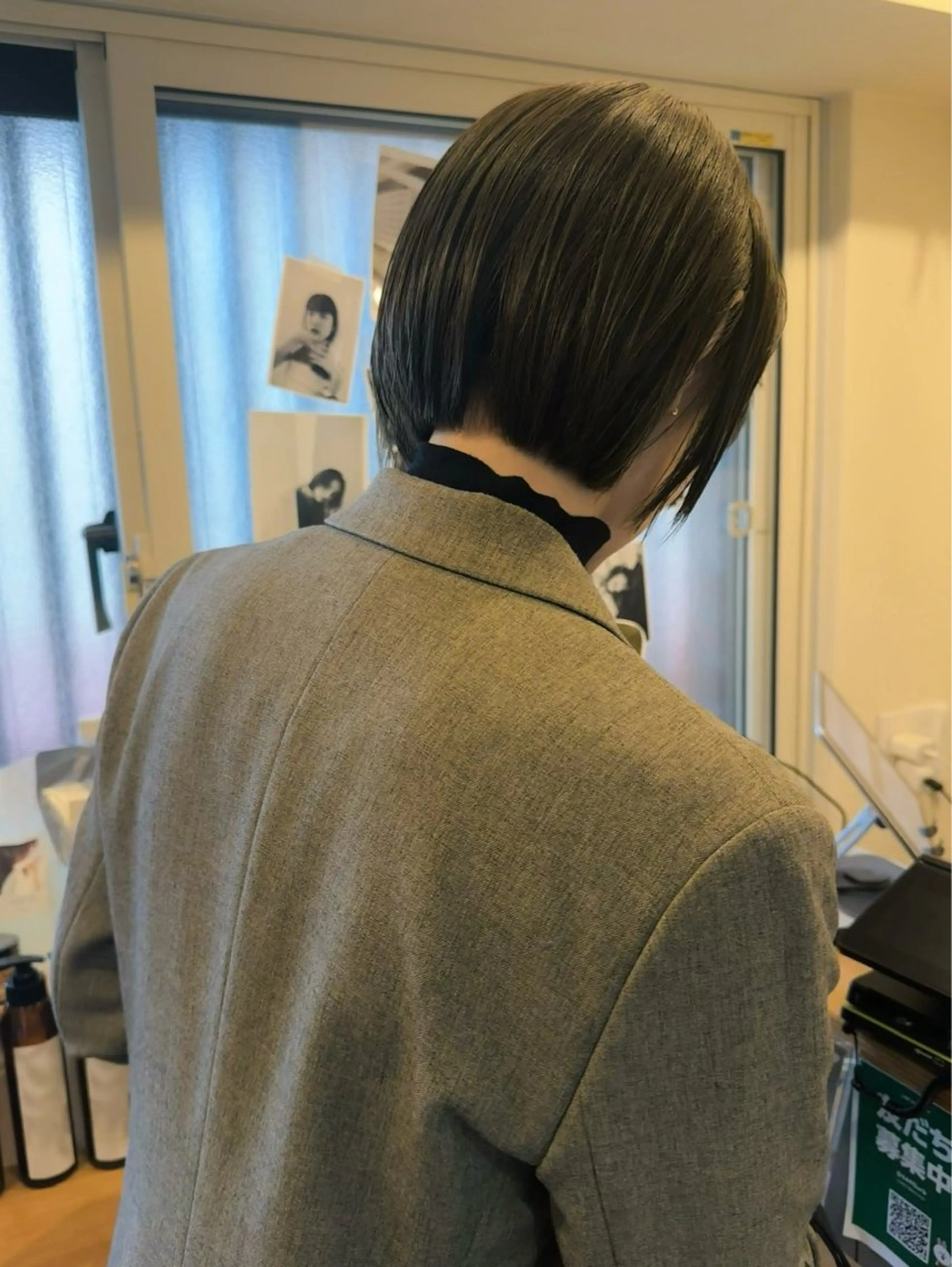 ショート カット ヘアカラー トリートメント ヘアセット ハルカ/透け感カラー /顔周りレイヤーのヘアスタイル