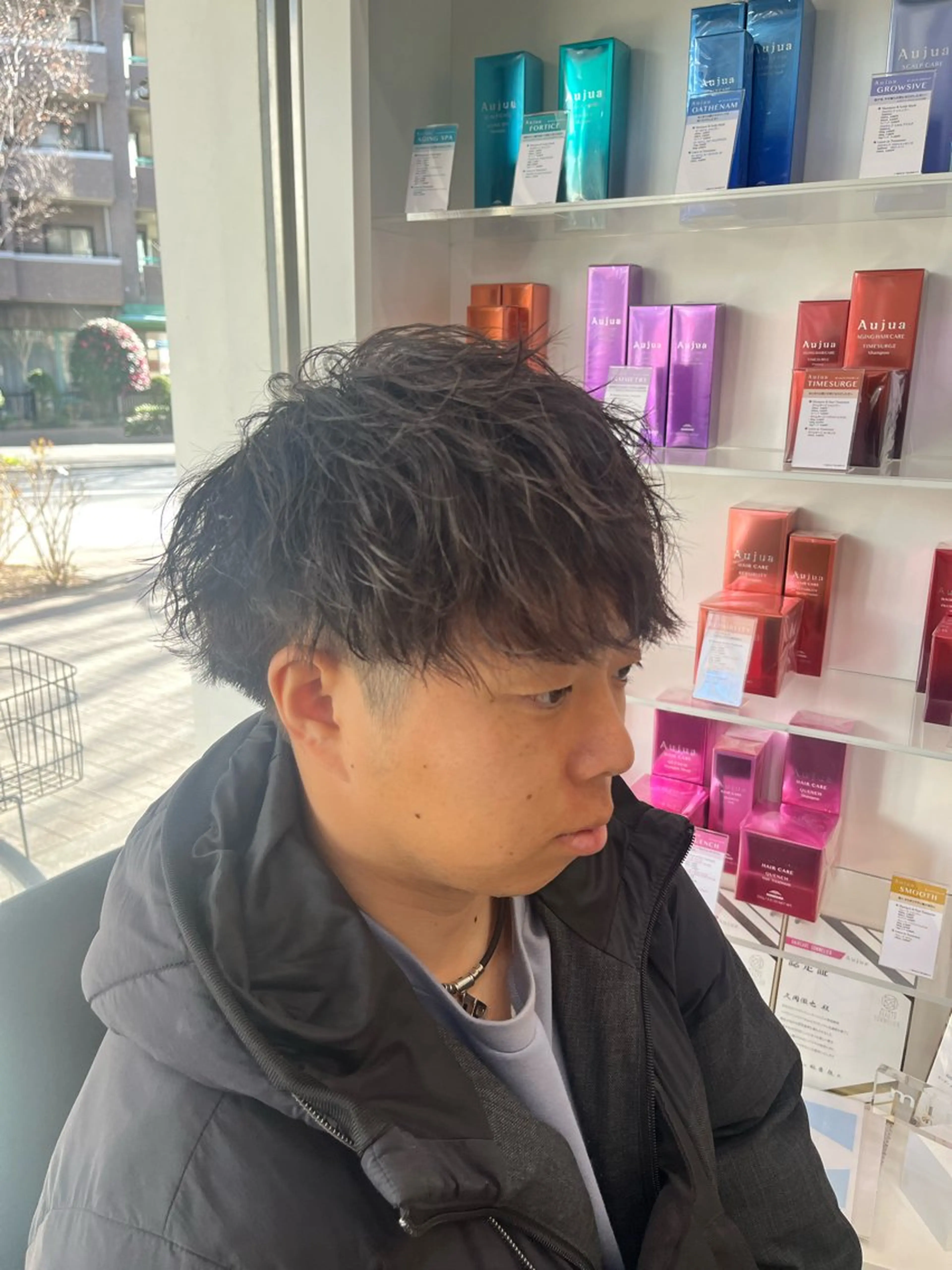 ショート パーマ メンズ マッシュ メンズパーマ ツイストスパイラルパーマ ショートヘア スパイラルパーマ カット パーマ 韓国メンズヘア/ 毛流れヘア　須田龍世のヘアスタイル