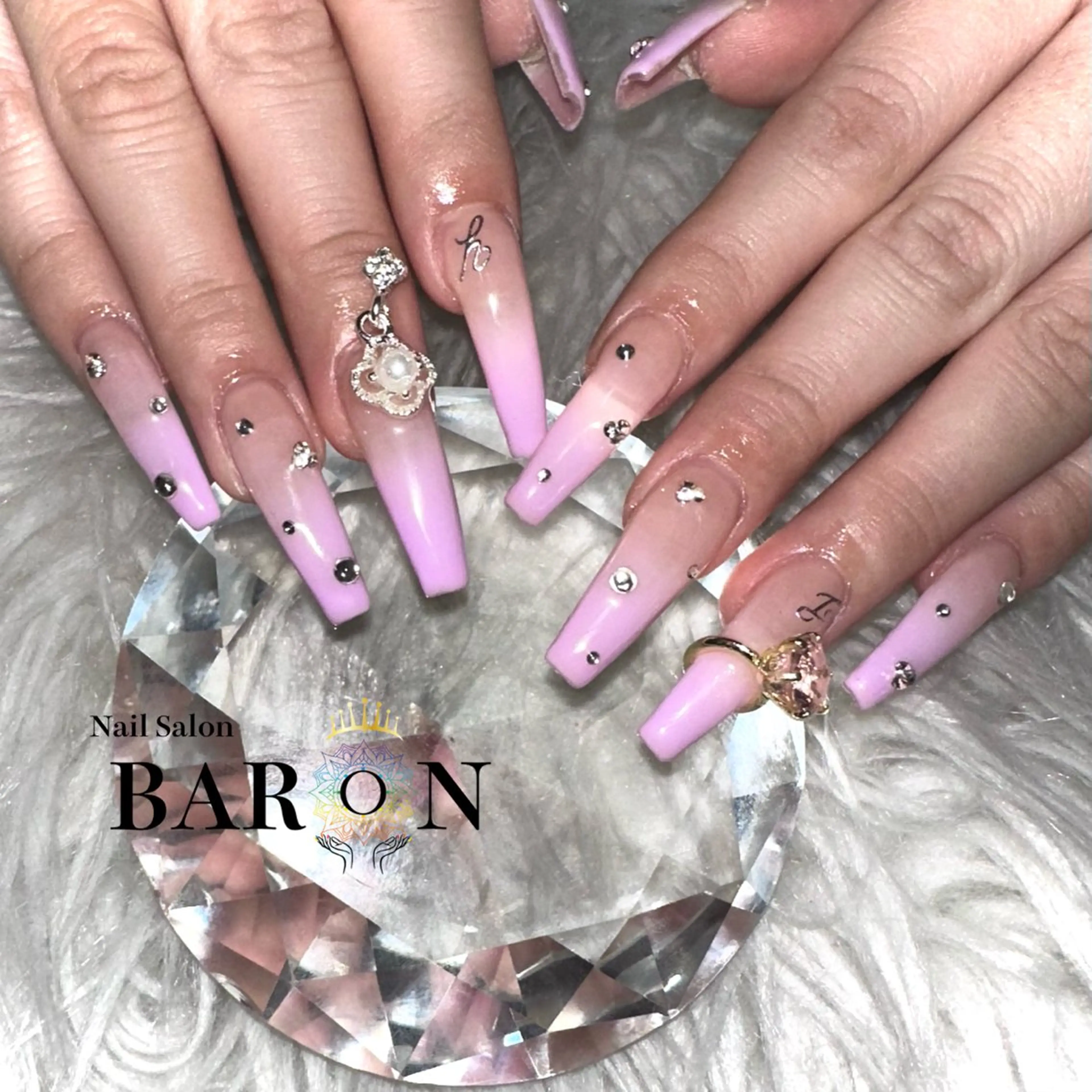 ネイル 持ち込み スカルプネイル ♛BARON♛ YURAのネイルデザイン